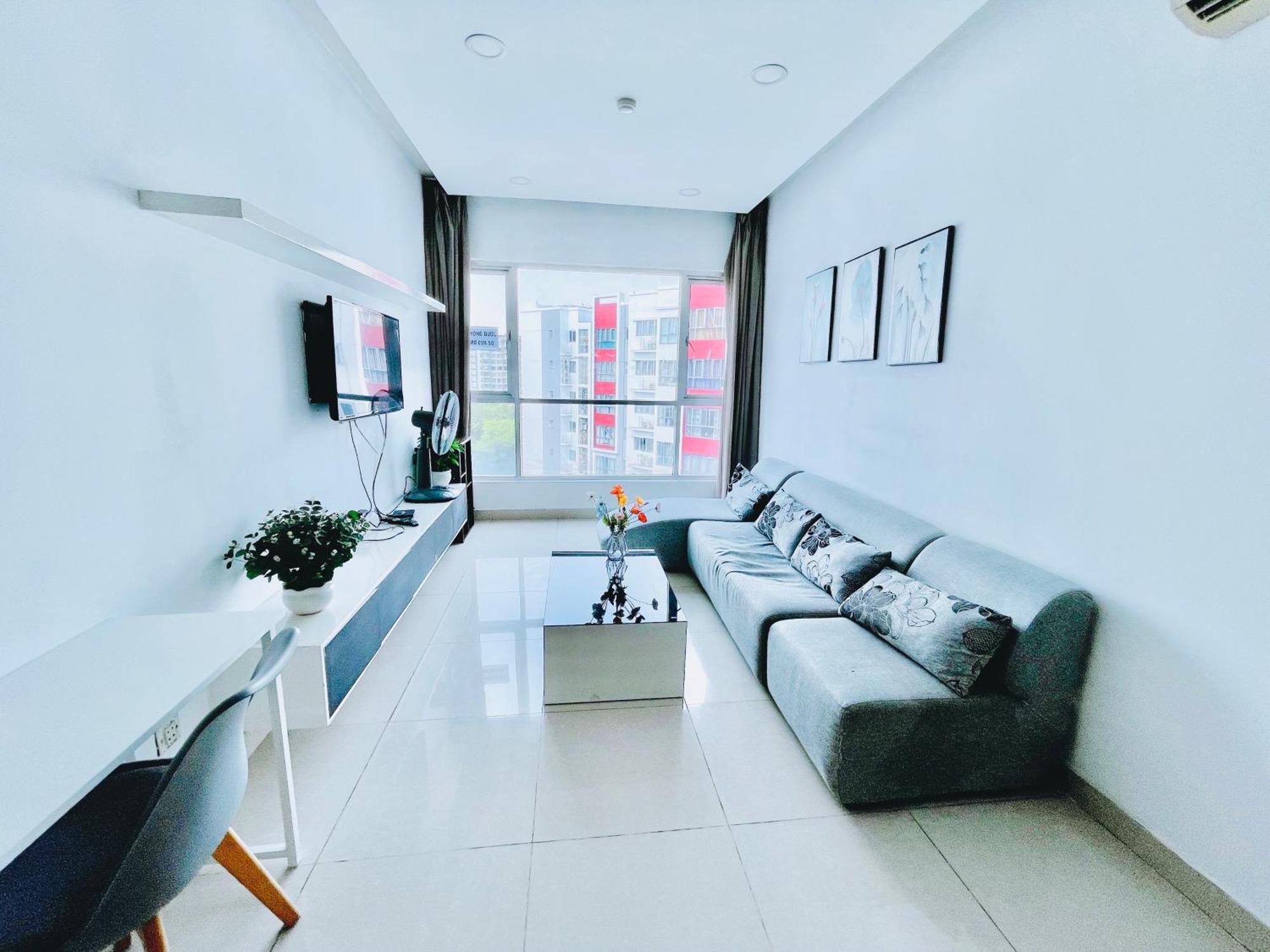 Can Ho Vip Tan Phu Ngay Sieu Thi Aeon 2 Phong Ngu ,2 Ve Sinh Apartment *