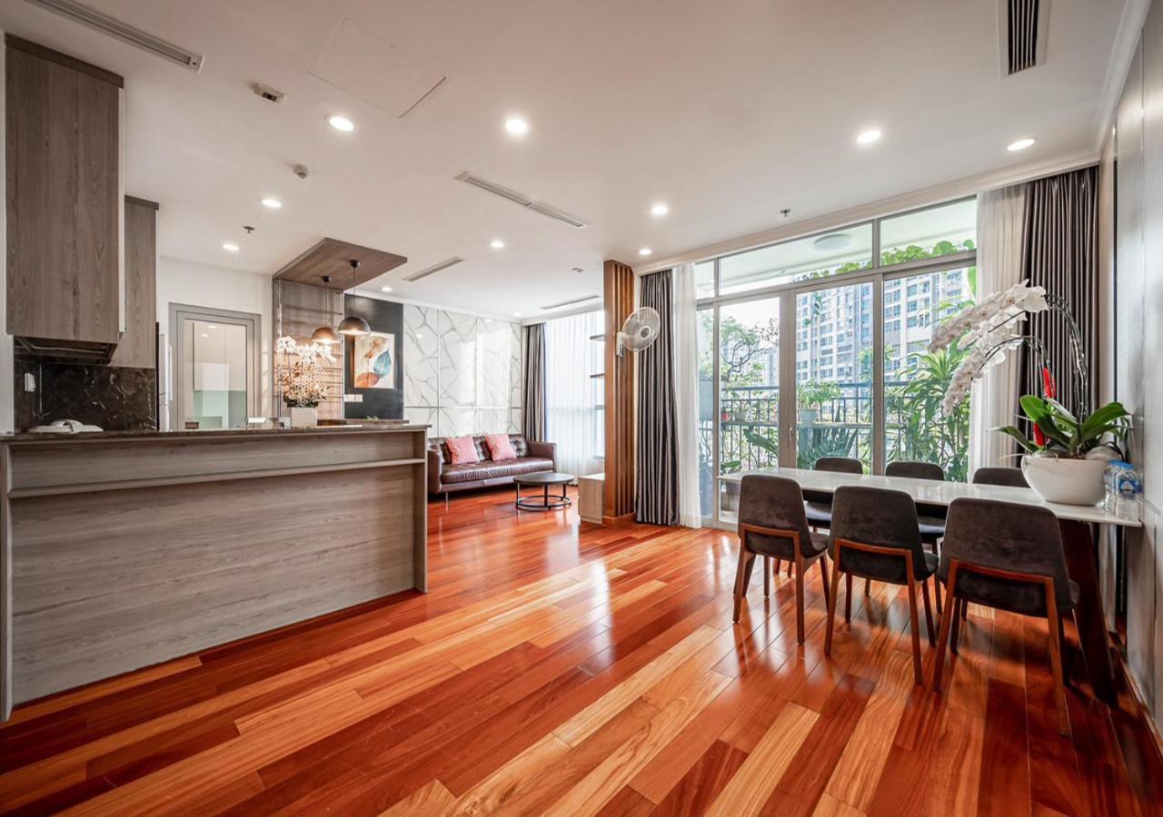 Vinhome Park Apartment *