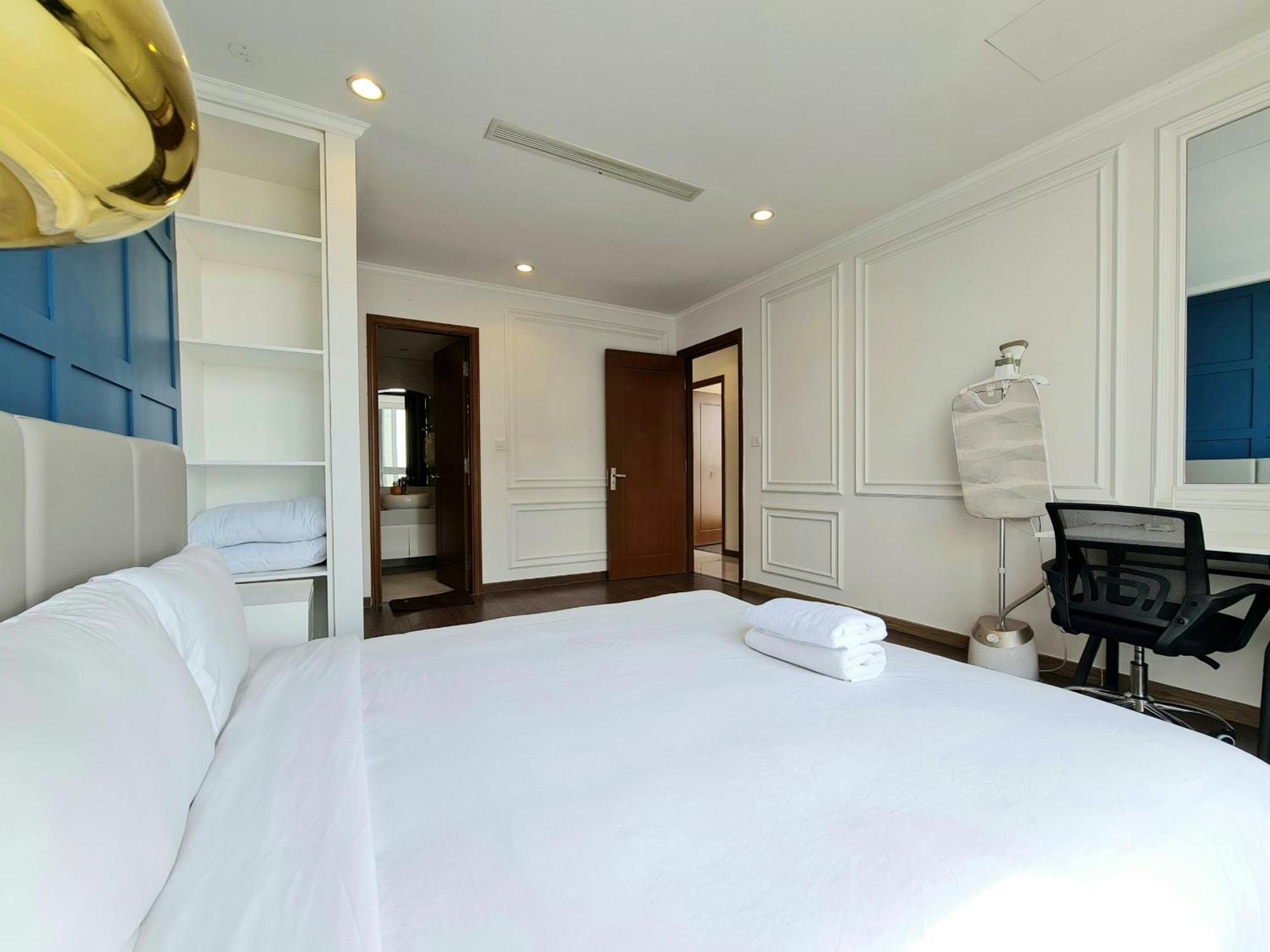 Vinhome Park * Ho Chi Minh City