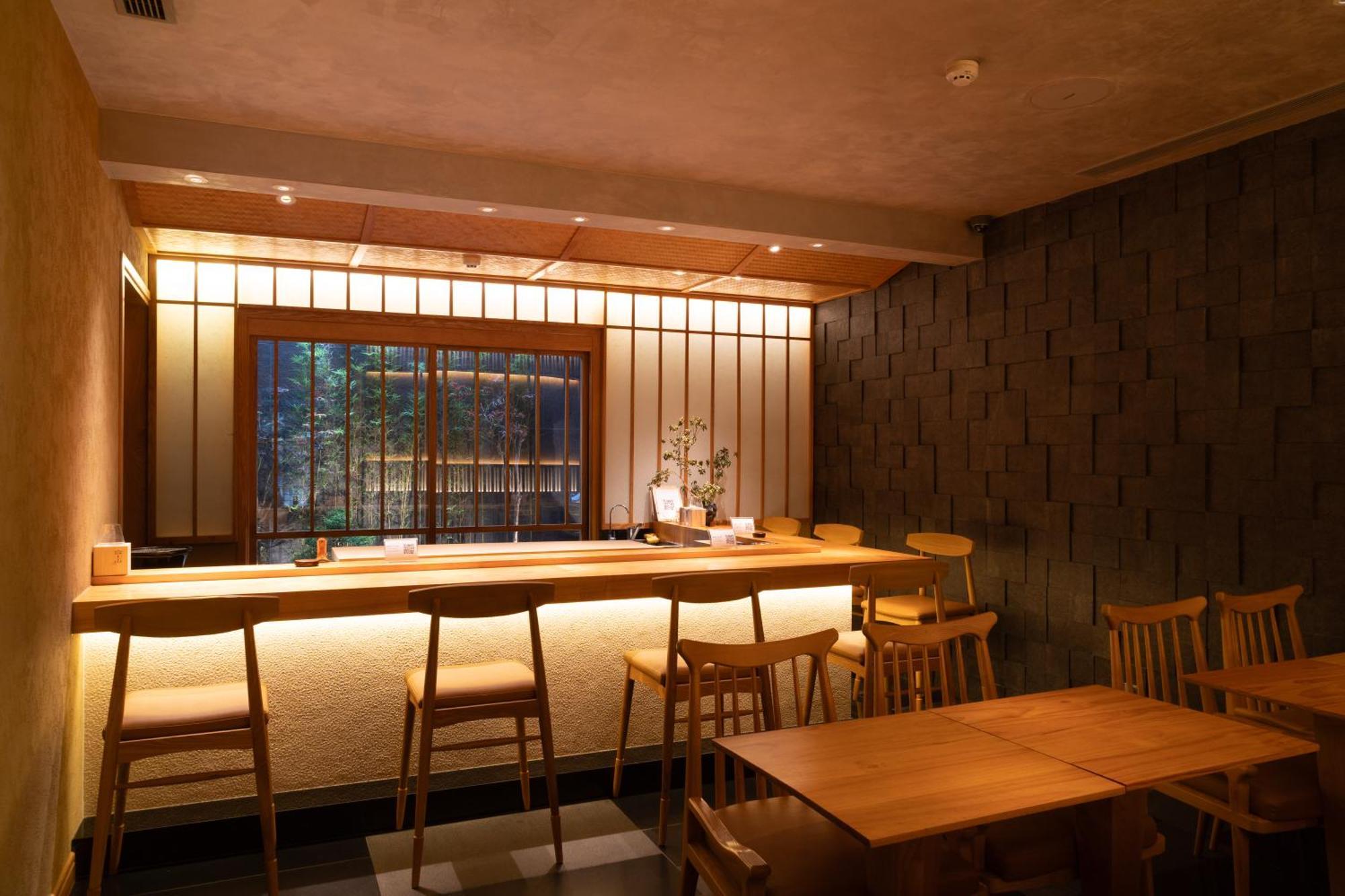 Hotel Suzu Saigon - A Boutique