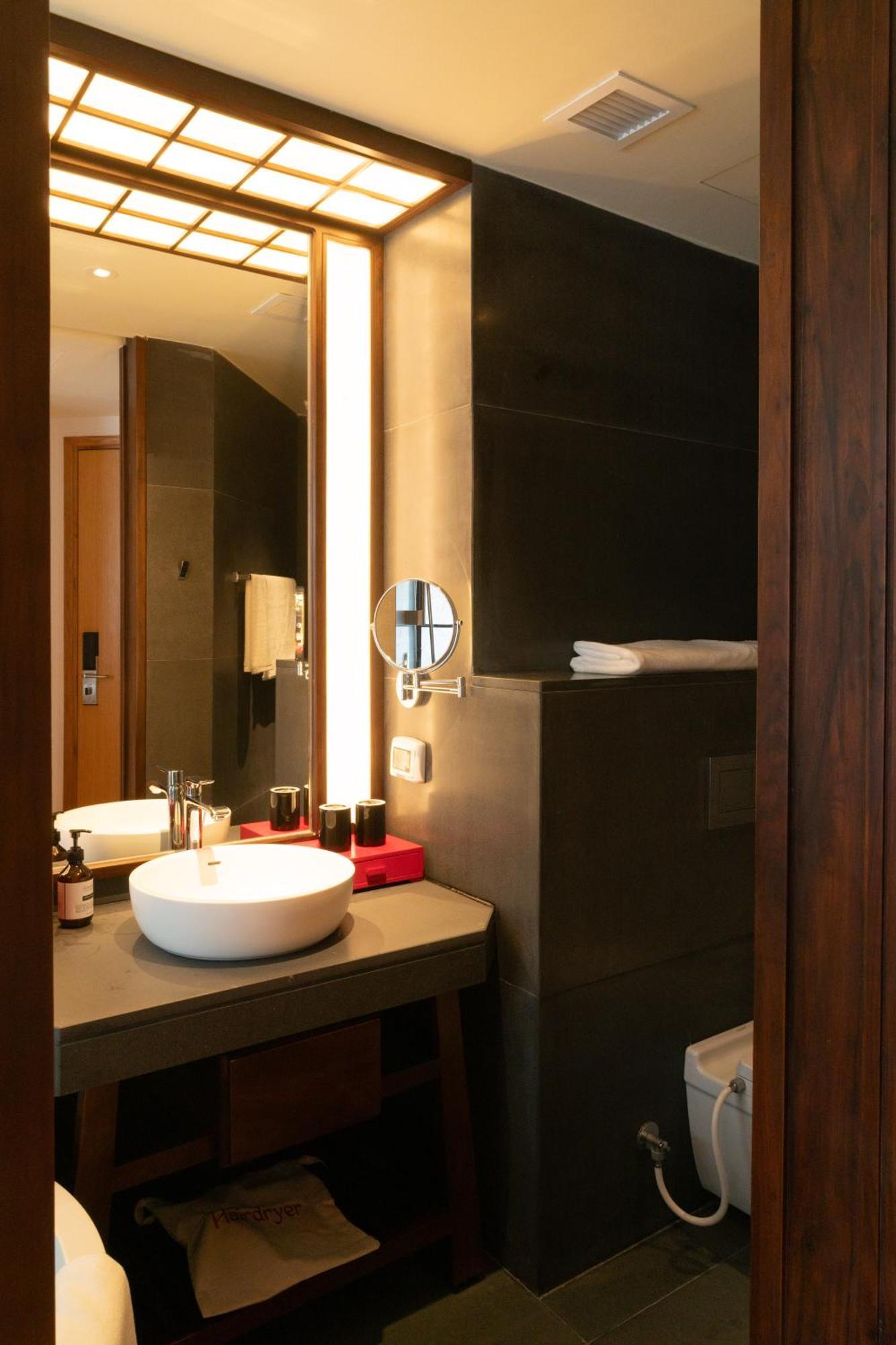 Hotel Suzu Saigon - A Boutique 4*
