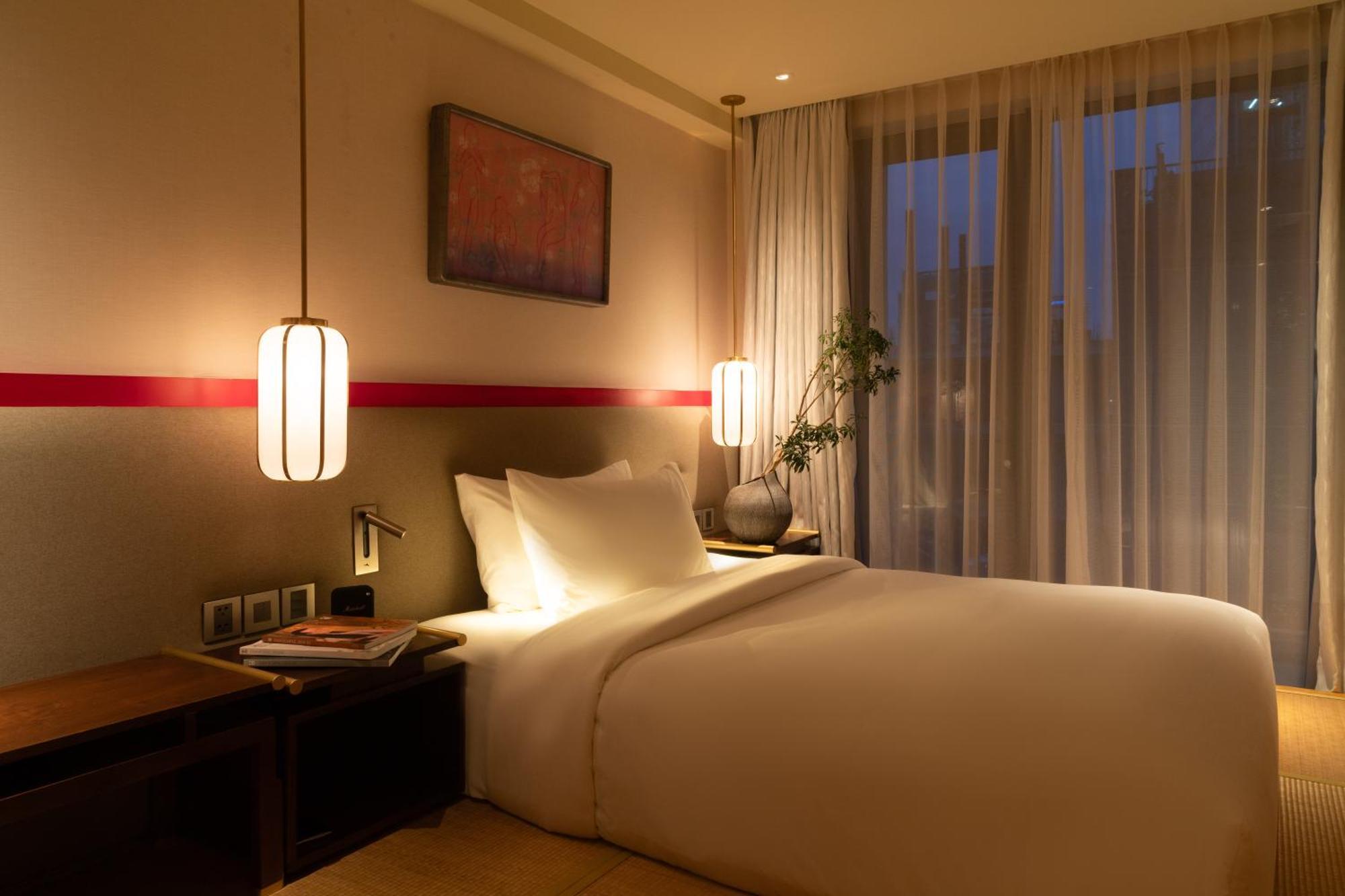 Suzu Saigon - A Boutique