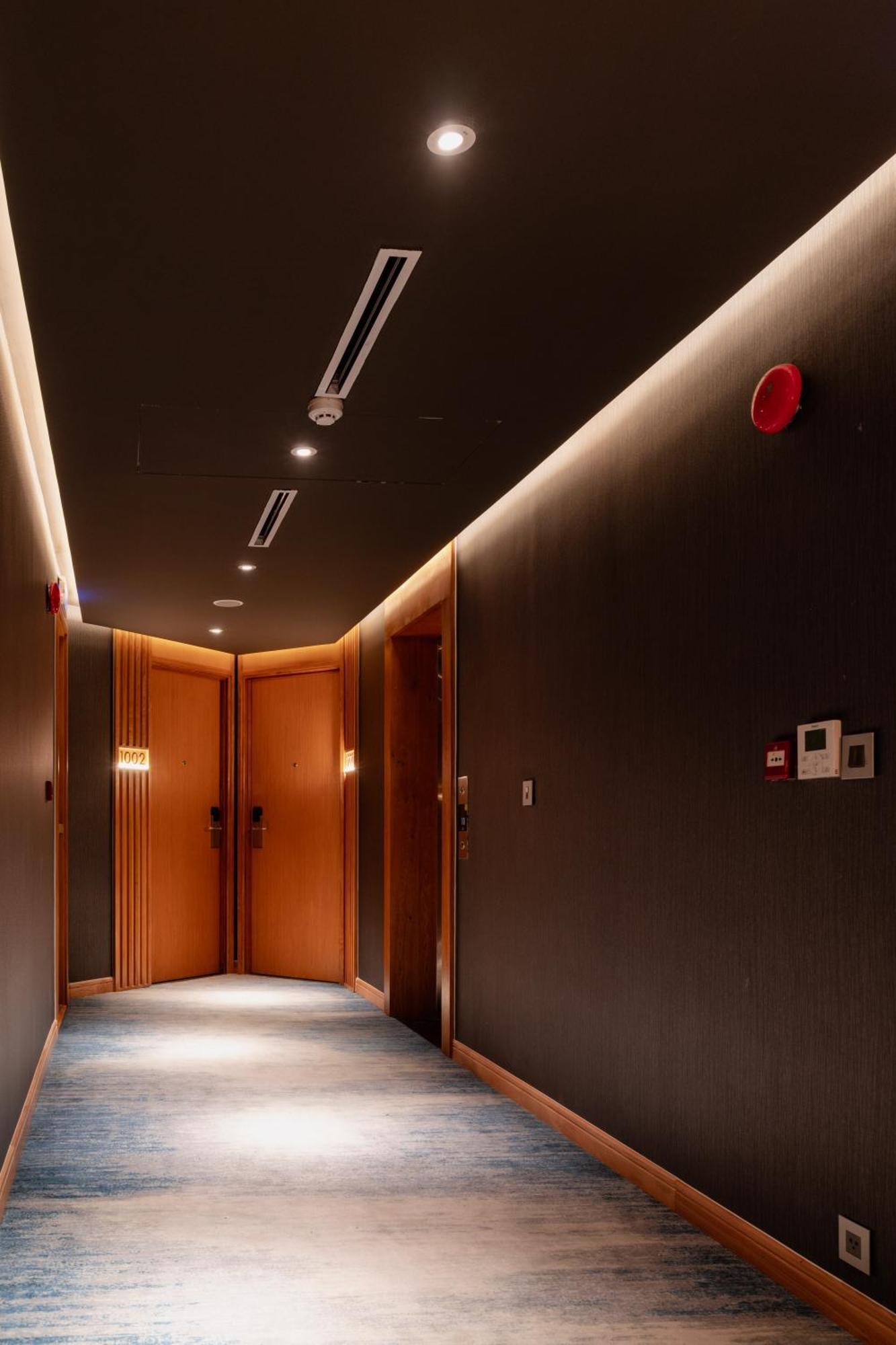 Hotel Suzu Saigon - A Boutique