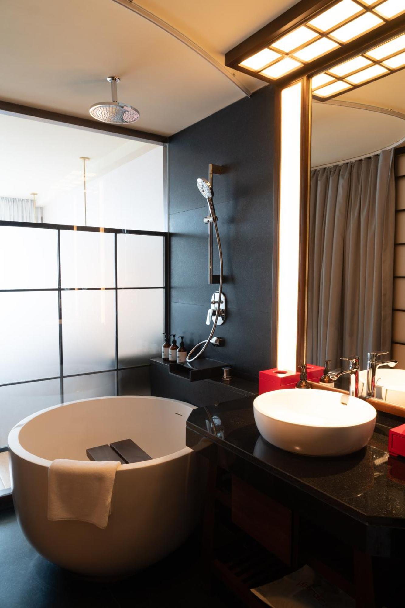 Suzu Saigon - A Boutique Hotel 4*