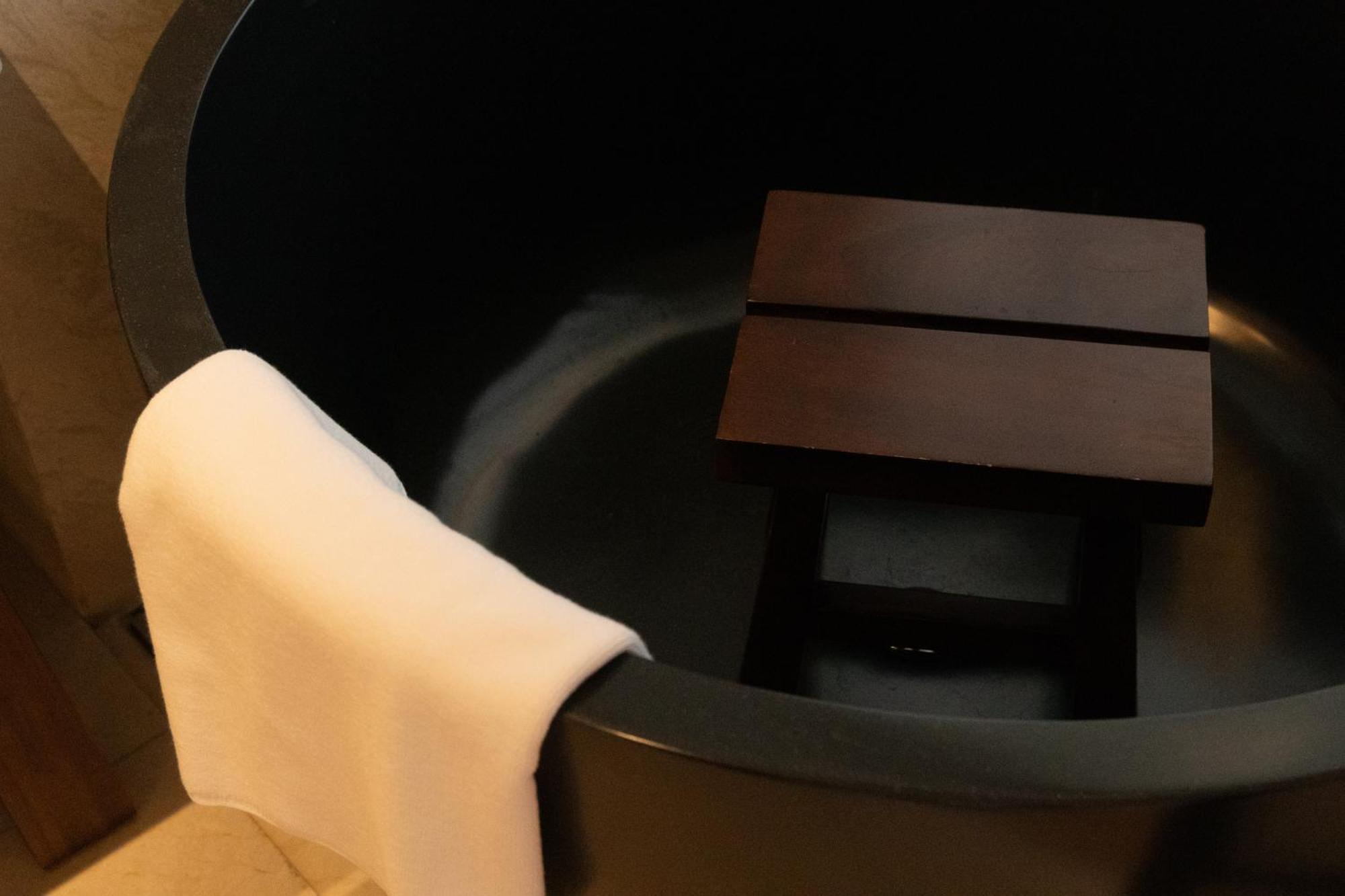 Suzu Saigon - A Boutique