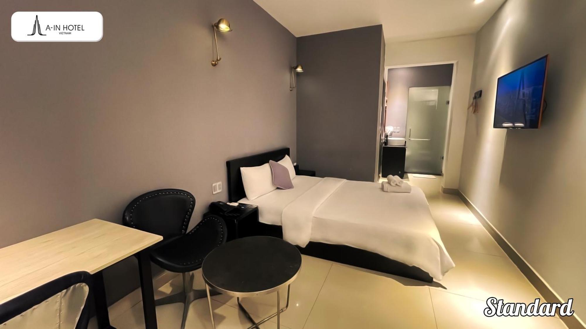 Hotel A In Riverside