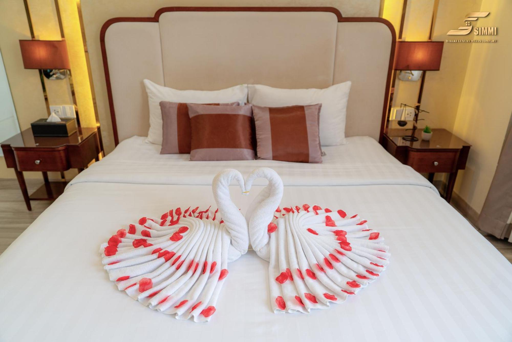 Simmi 6 & 3* Ho Chi Minh City