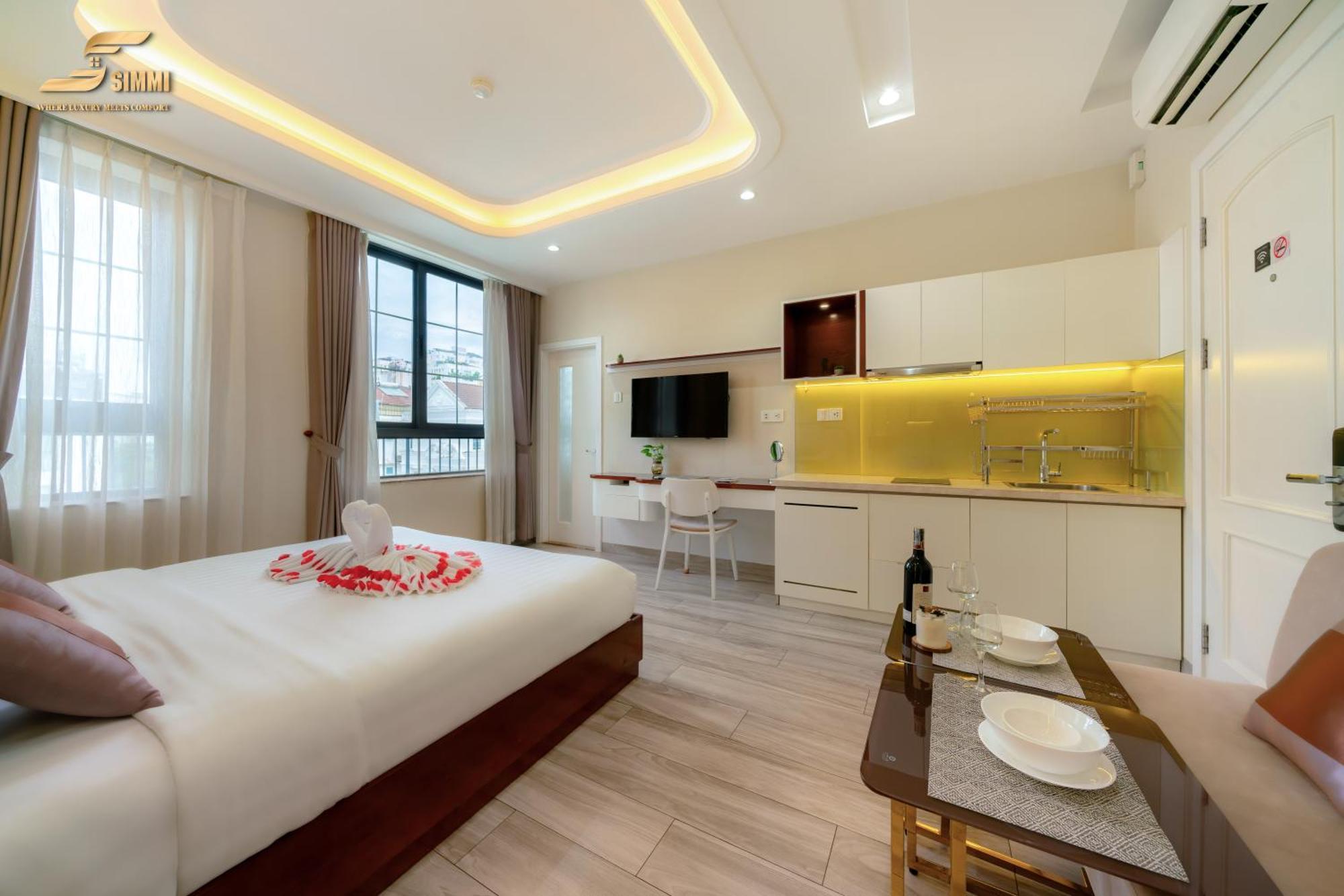 Simmi 6 & Hotel 3*
