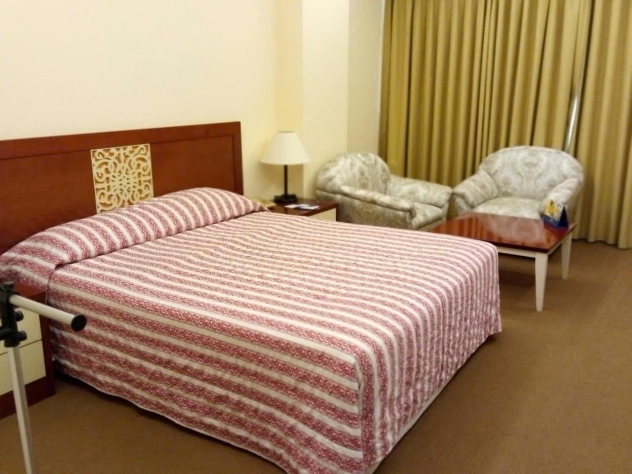 Cityview Serviced & Ho Chi Minh City