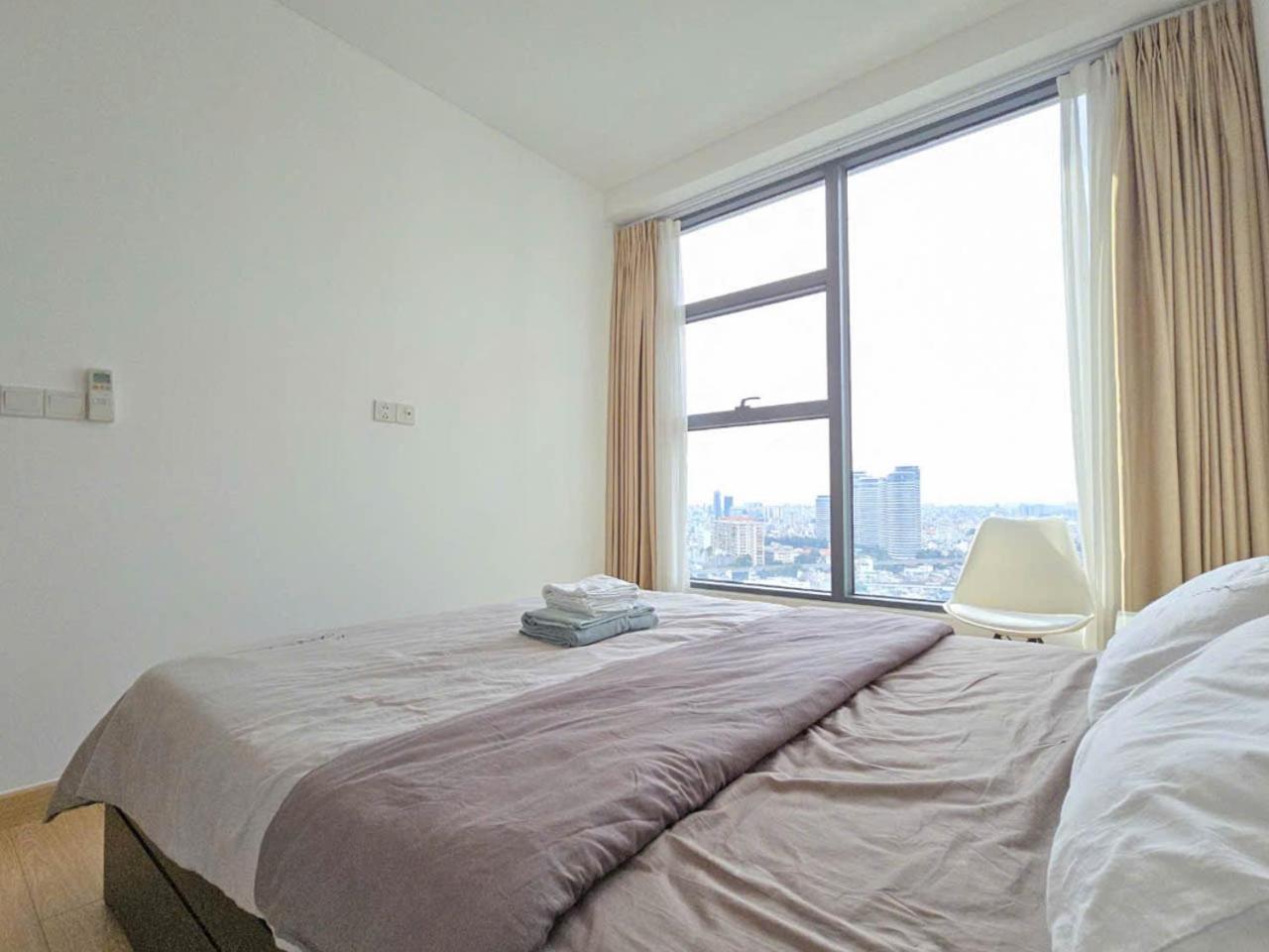 Zeus Living - Sunwah Pearl 2 Bedroom Glorious * Ho Chi Minh City