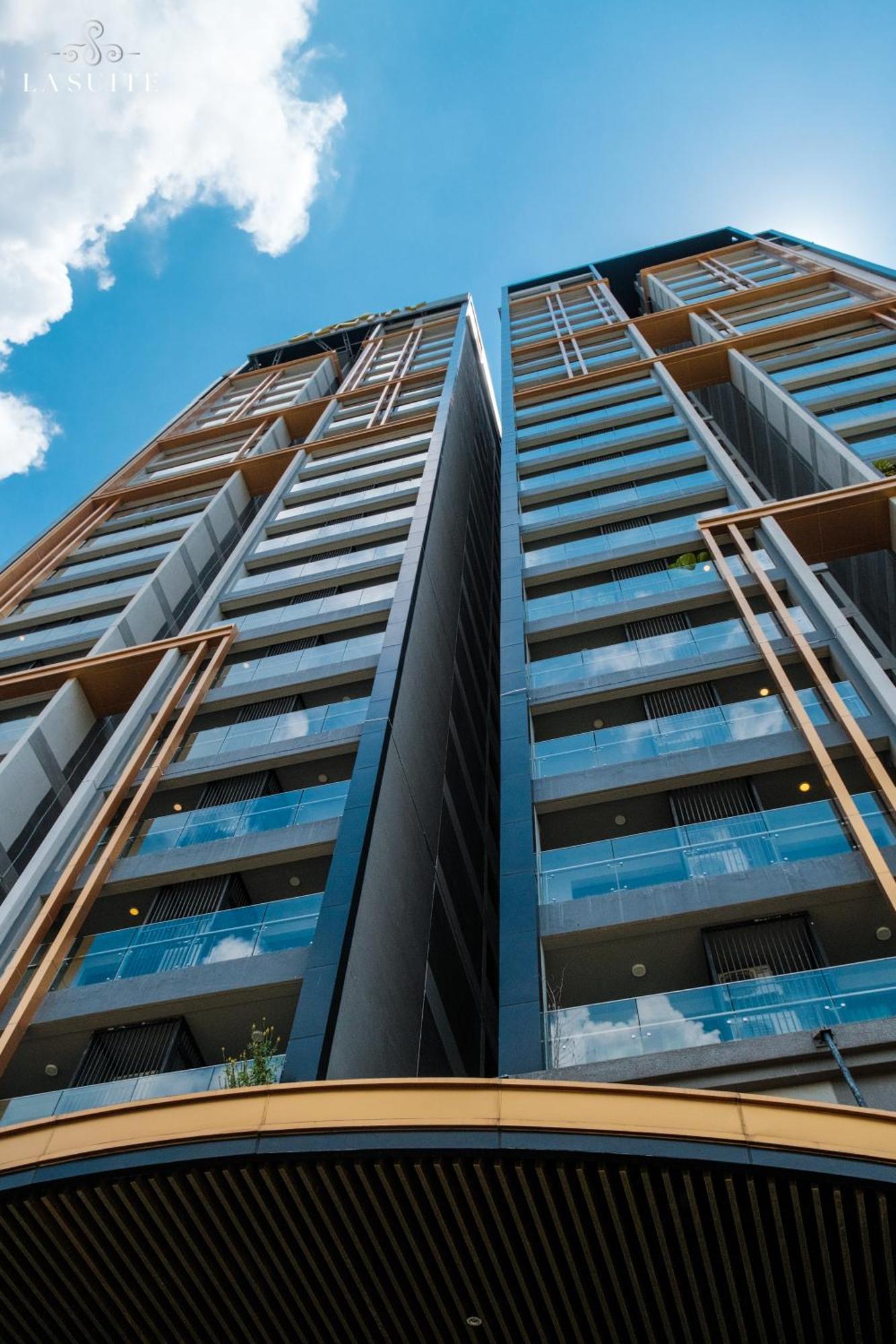 Zenity Complex 5 Star Luxury Style Of 10 Unit - Book Each Unit With 3br Free Gym And Pool