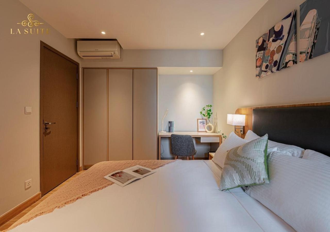 Apartment Zenity Complex 5 Star Luxury Style Of 10 Unit - Book Each Unit With 3br Free Gym And Pool *