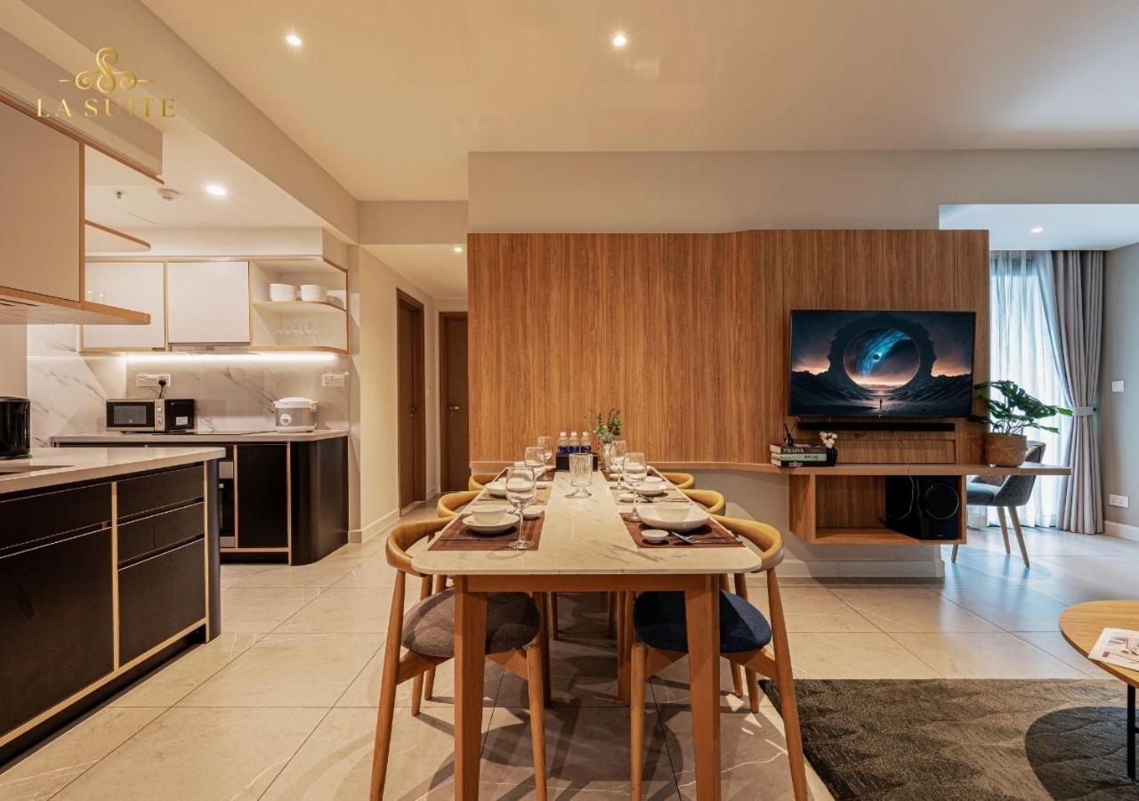 Zenity Complex 5 Star Luxury Style Of 10 Unit - Book Each Unit With 3br Free Gym And Pool Ho Chi Minh City
