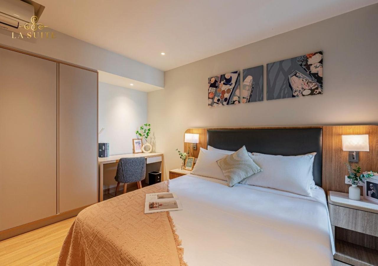 Apartment Zenity Complex 5 Star Luxury Style Of 10 Unit - Book Each Unit With 3br Free Gym And Pool *