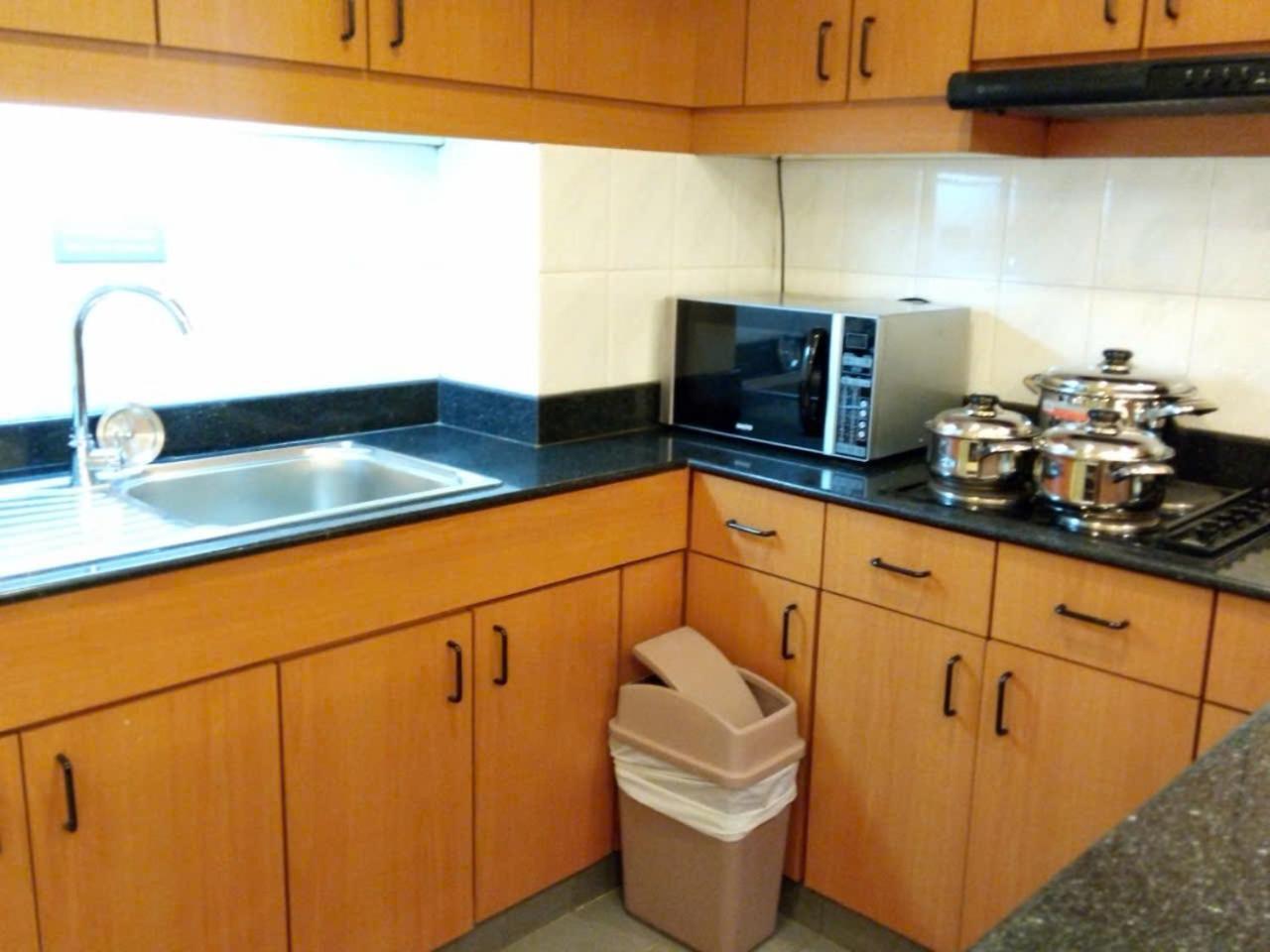 Cityview Serviced & Ho Chi Minh City