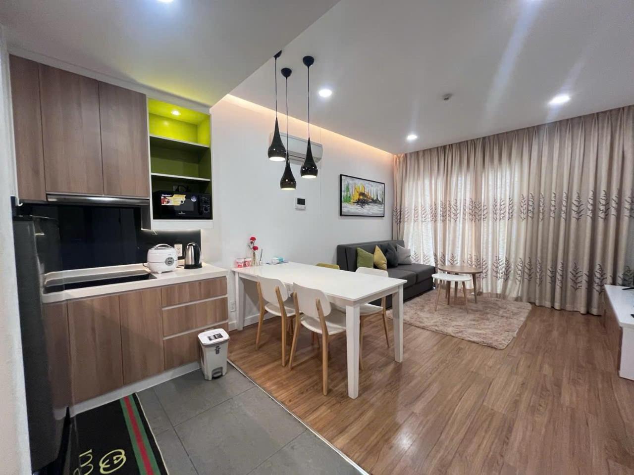 Apartment Republic Nearby Airport Free Pool Gym