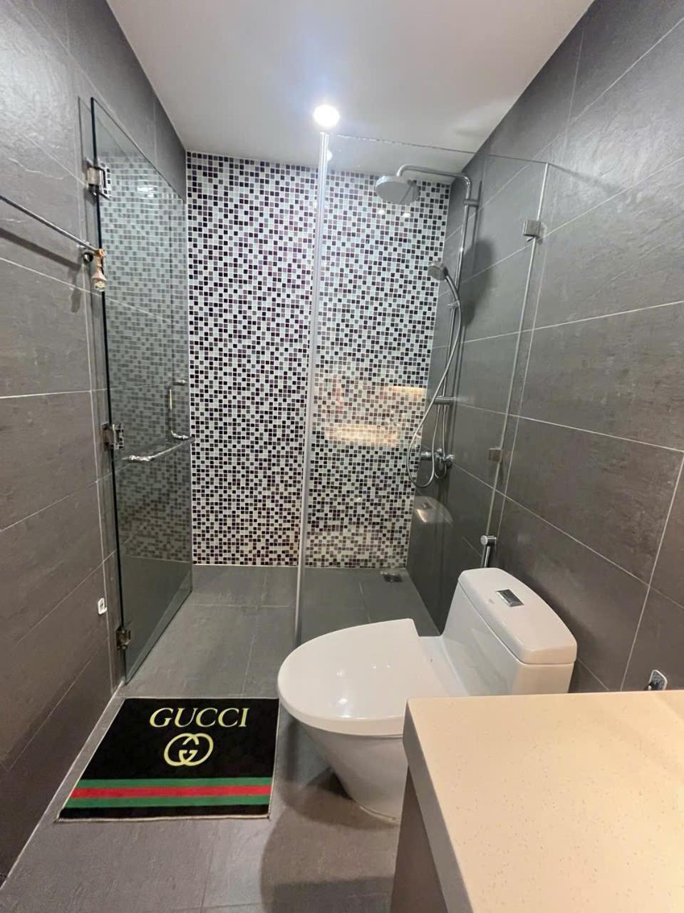Republic Nearby Airport Free Pool Gym Apartment