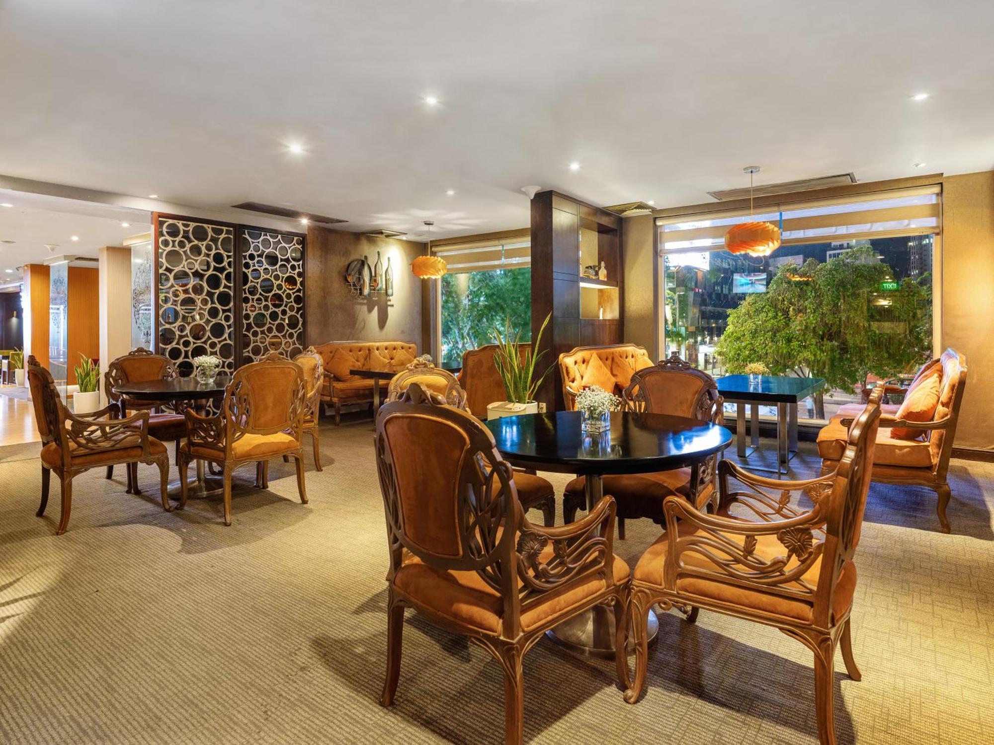 Palace Saigon Hotel Ho Chi Minh City
