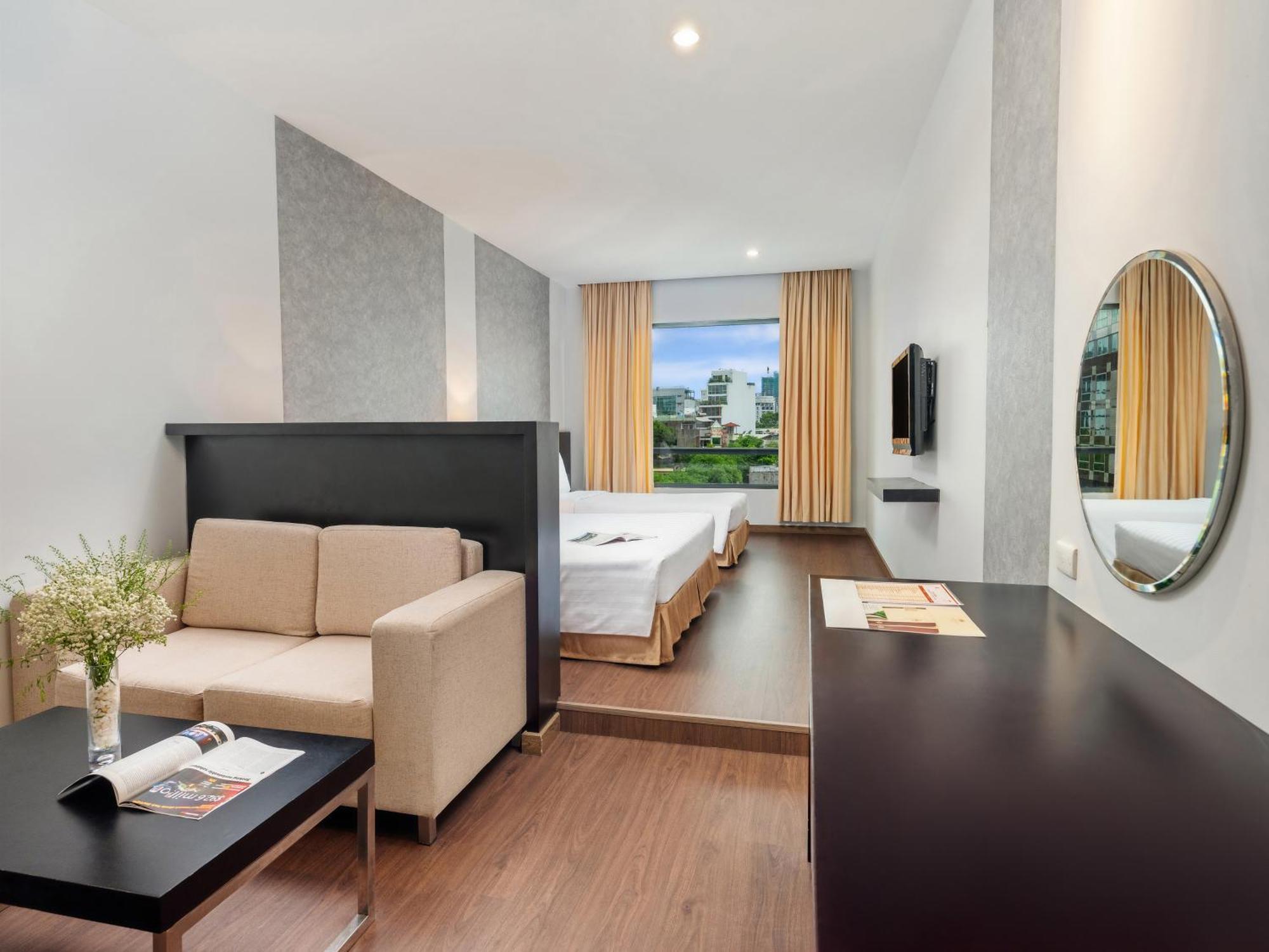Palace Saigon 4* Ho Chi Minh City