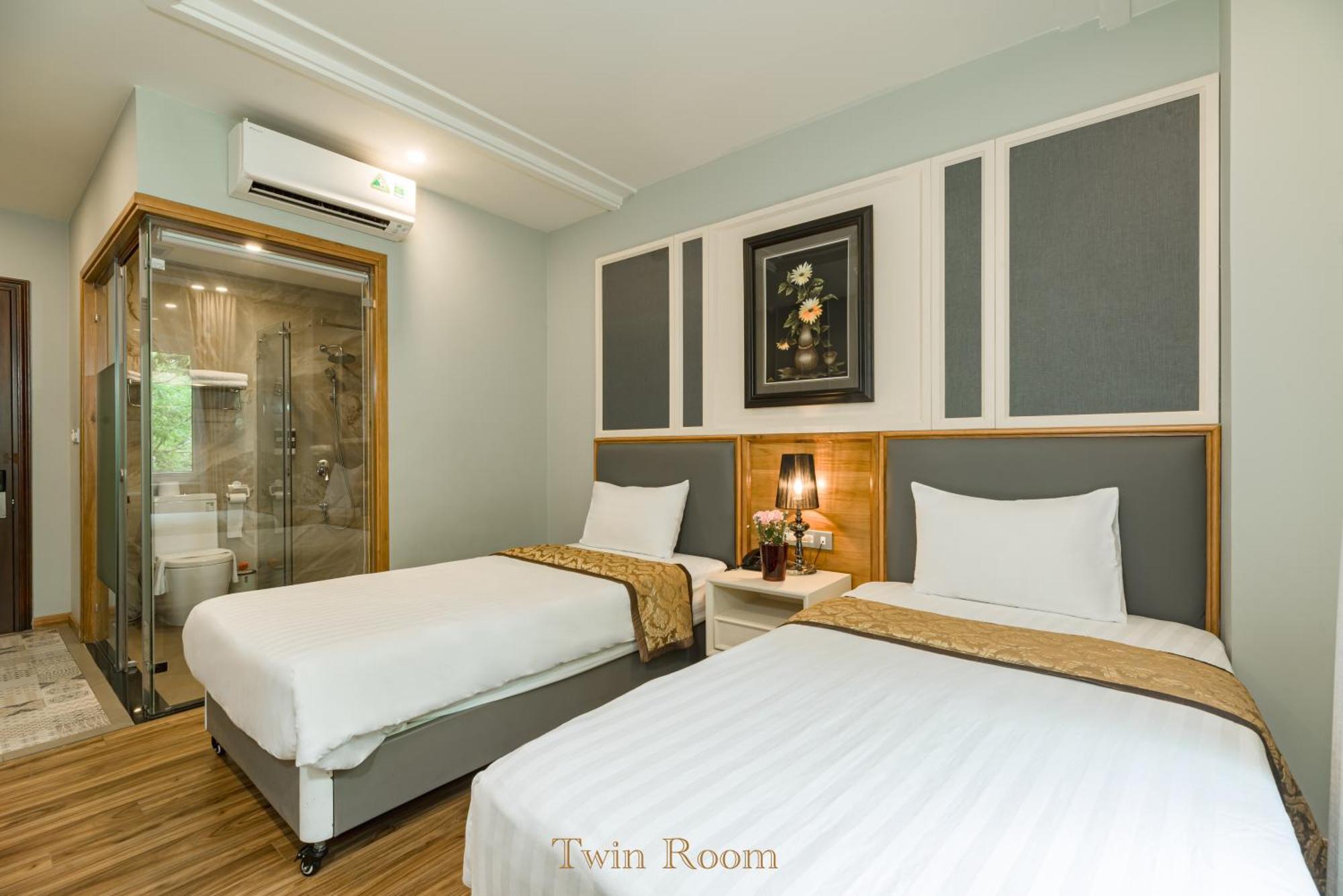 Bali Hotel 2*