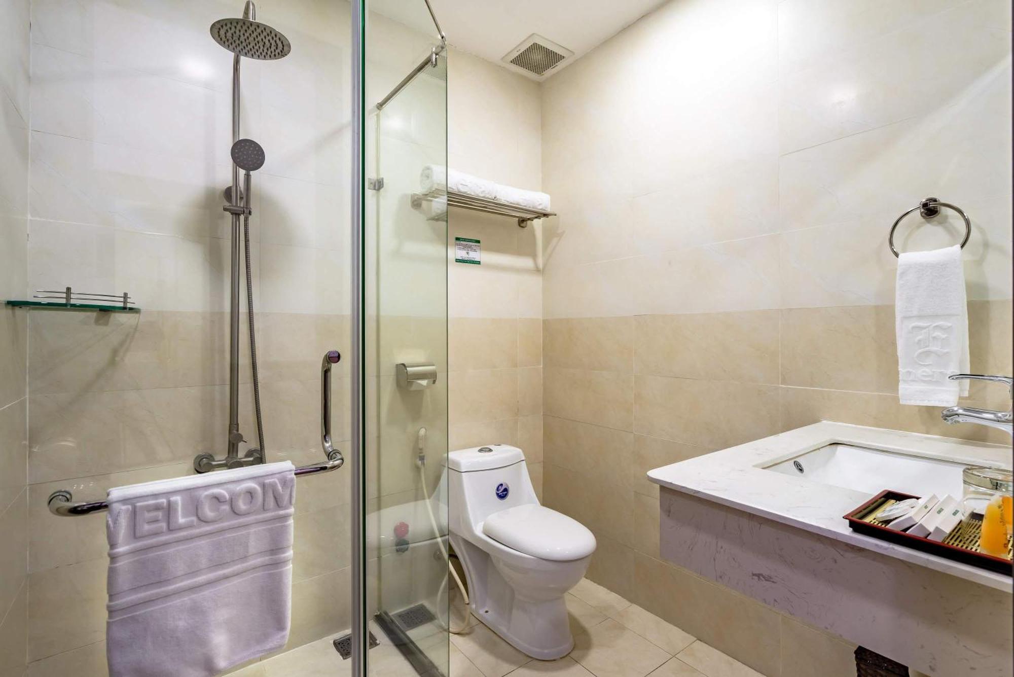 Collection O Emerald Luxury - Near Secc 3*