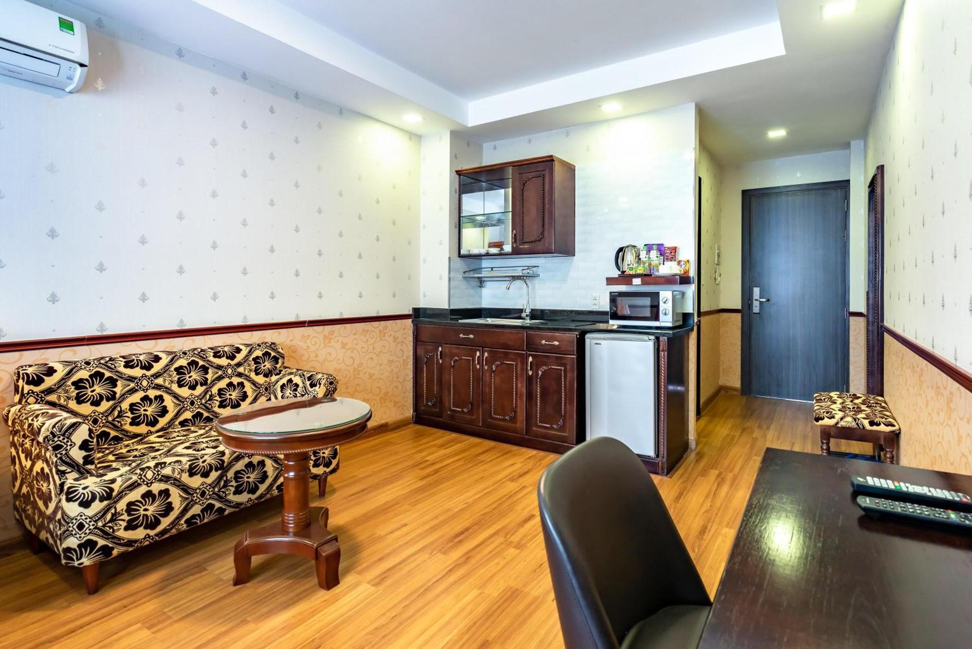 Collection O Emerald Luxury - Near Secc