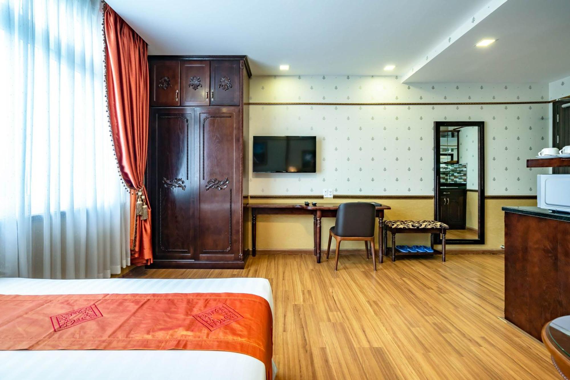 Collection O Emerald Luxury - Near Secc 3*