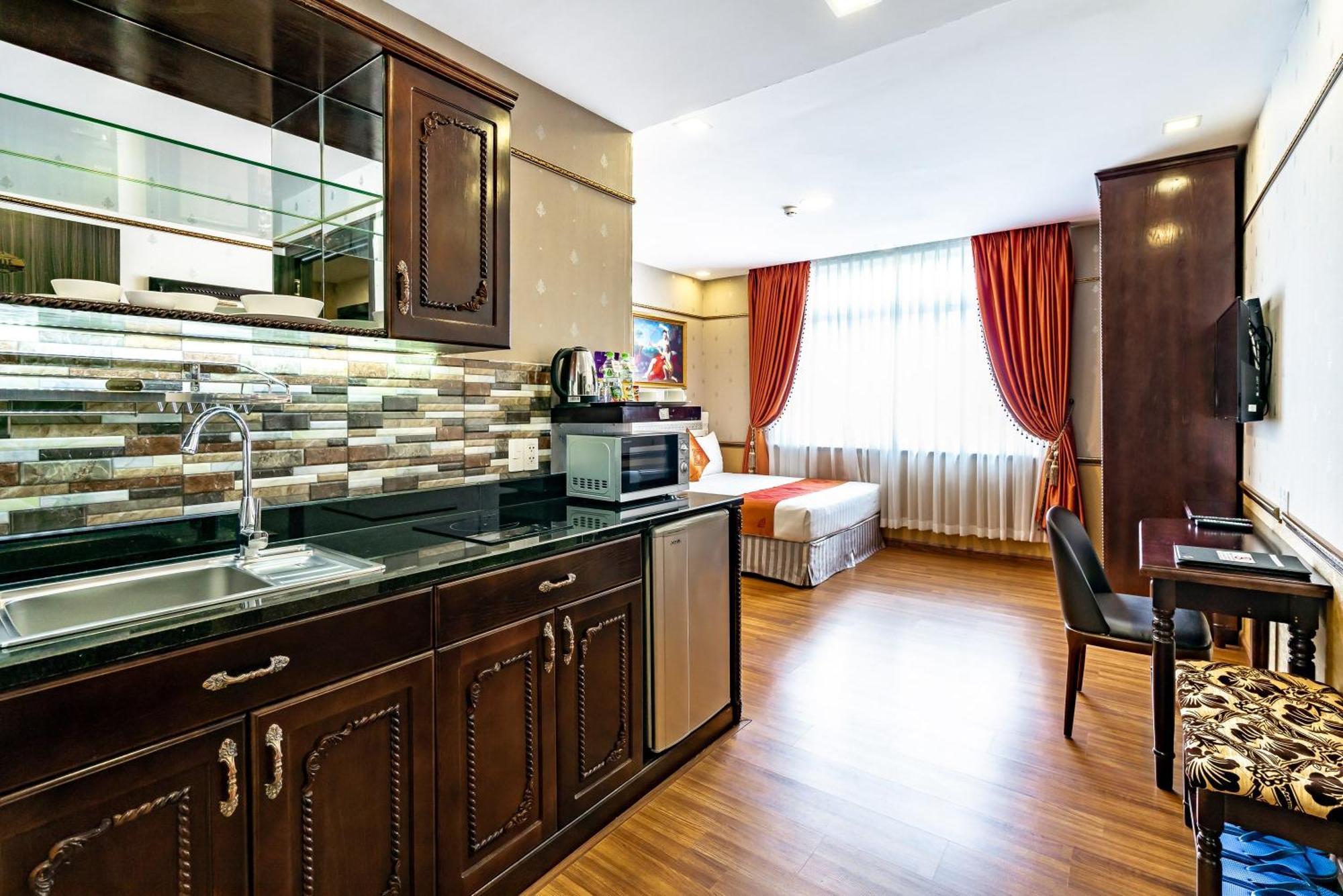 Collection O Emerald Luxury - Near Secc Hotel Ho Chi Minh City