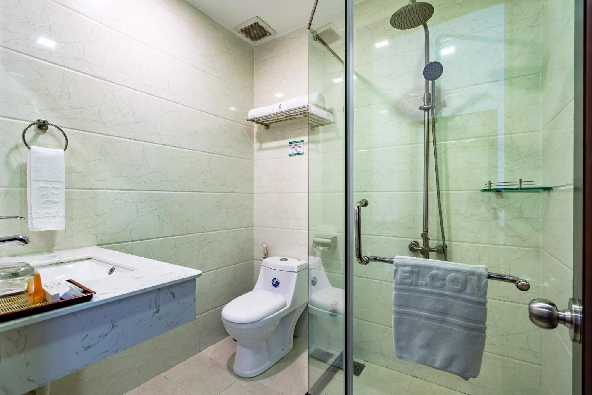 Collection O Emerald Luxury - Near Secc 3*
