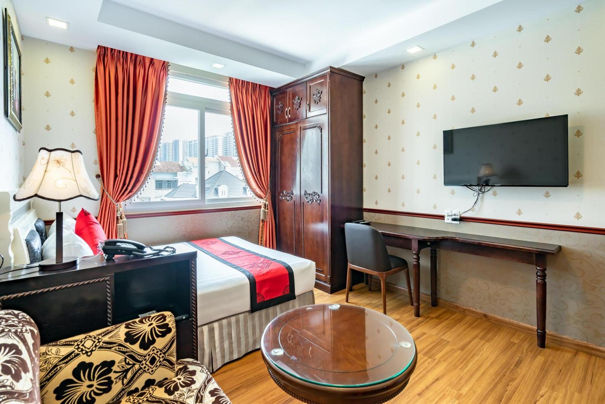 Collection O Emerald Luxury - Near Secc 3*