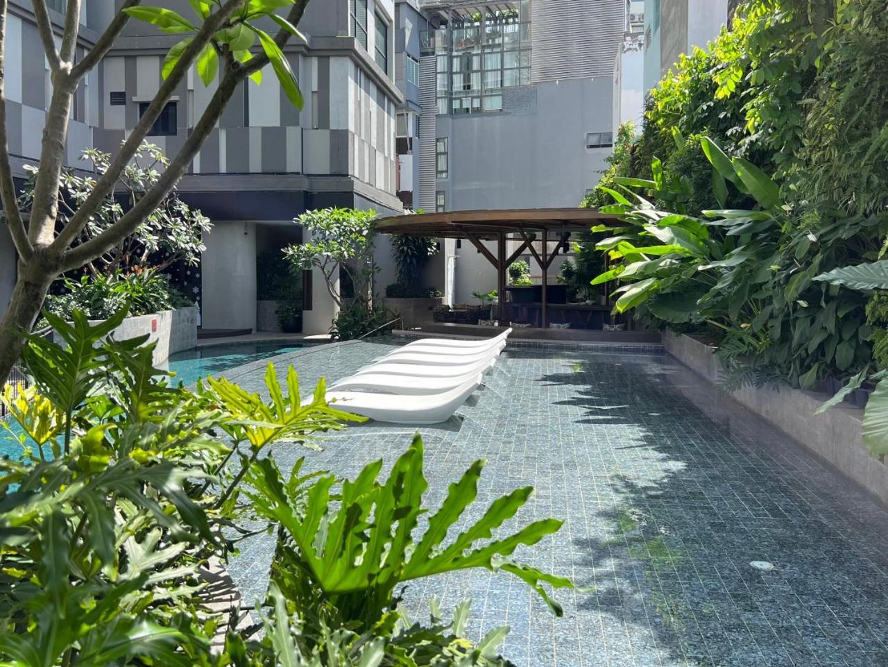 Zenity Luxury - Jacuzzi - Saigon Centre Apartment *