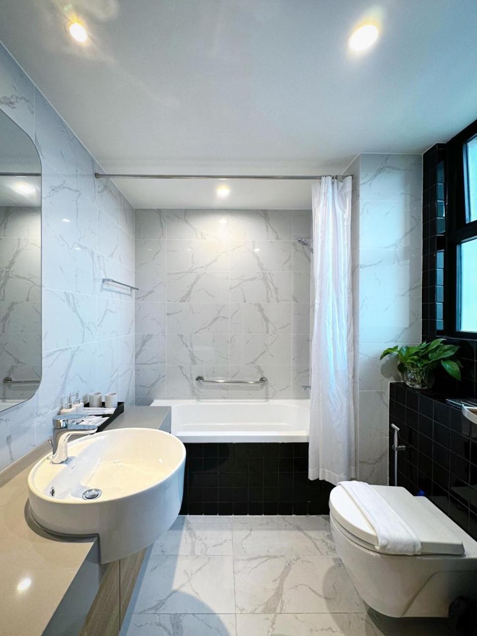 Zenity Luxury - Jacuzzi - Saigon Centre *