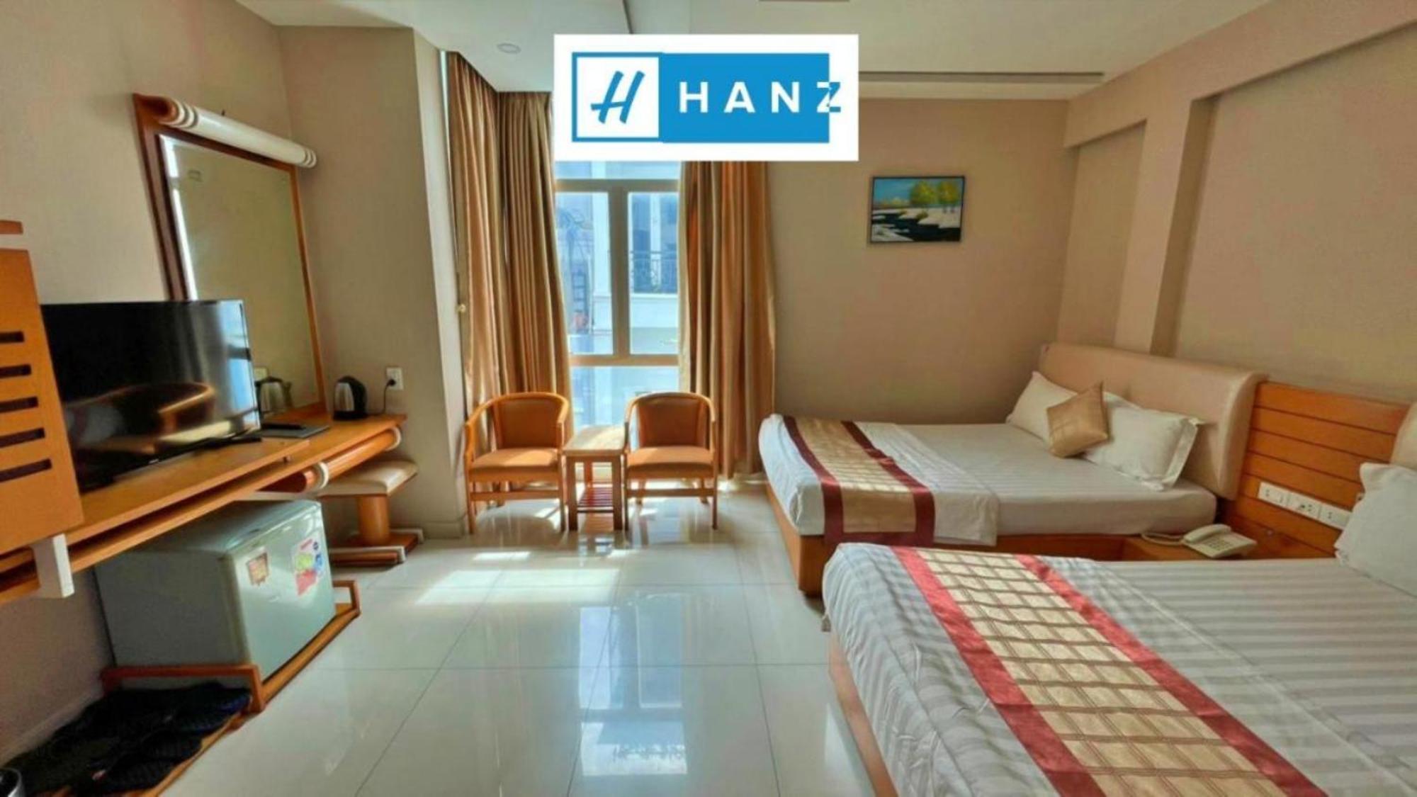 S79 Happy 2 Hotel 4*