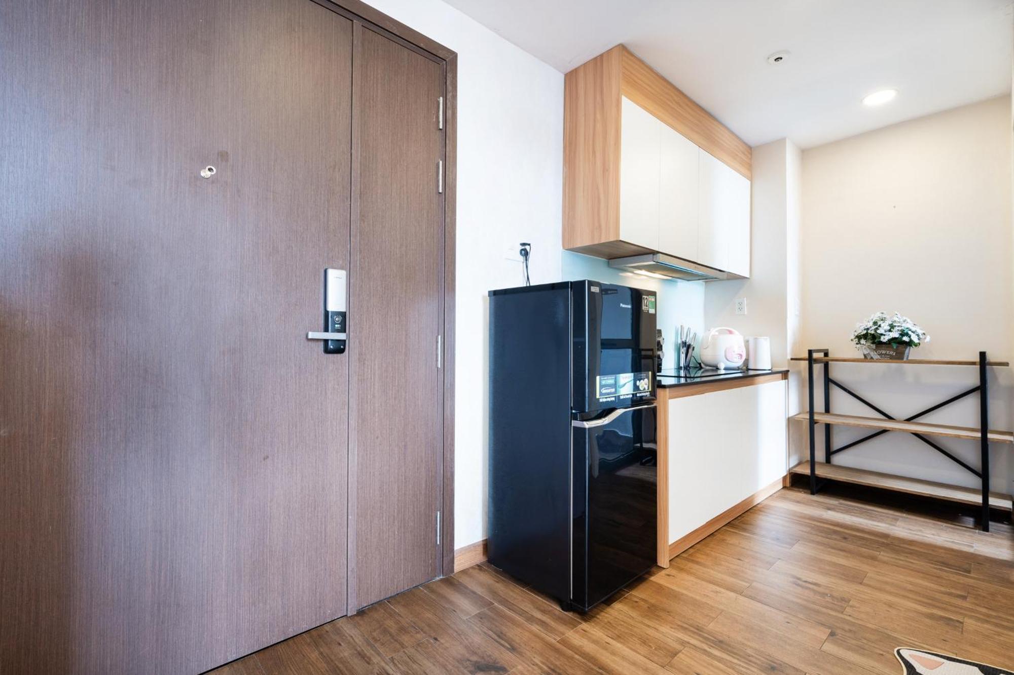 Oui! Oui! Cbd - Rivergate Building Apartment