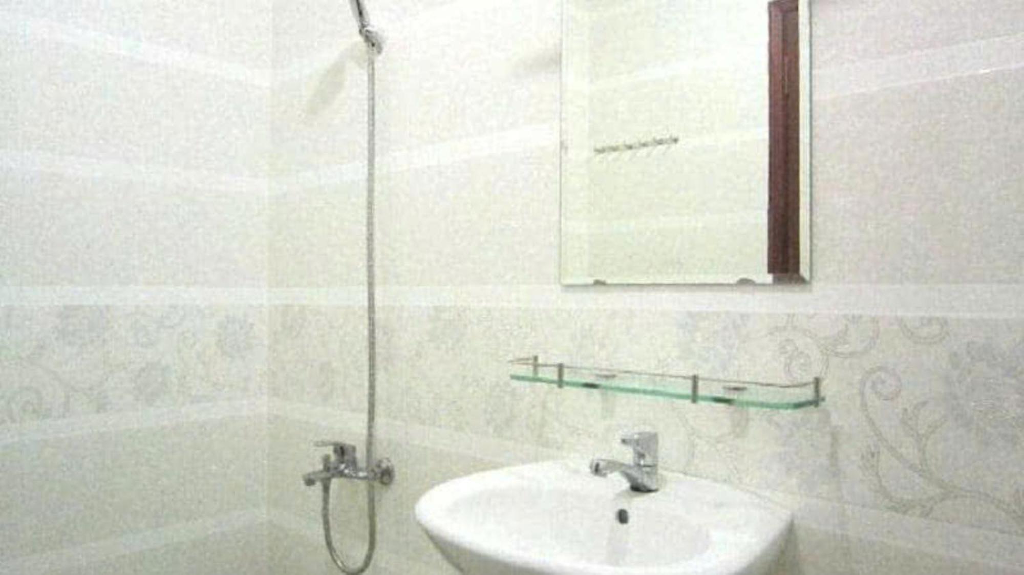 Hotel Quang Huy Ho Chi Minh City
