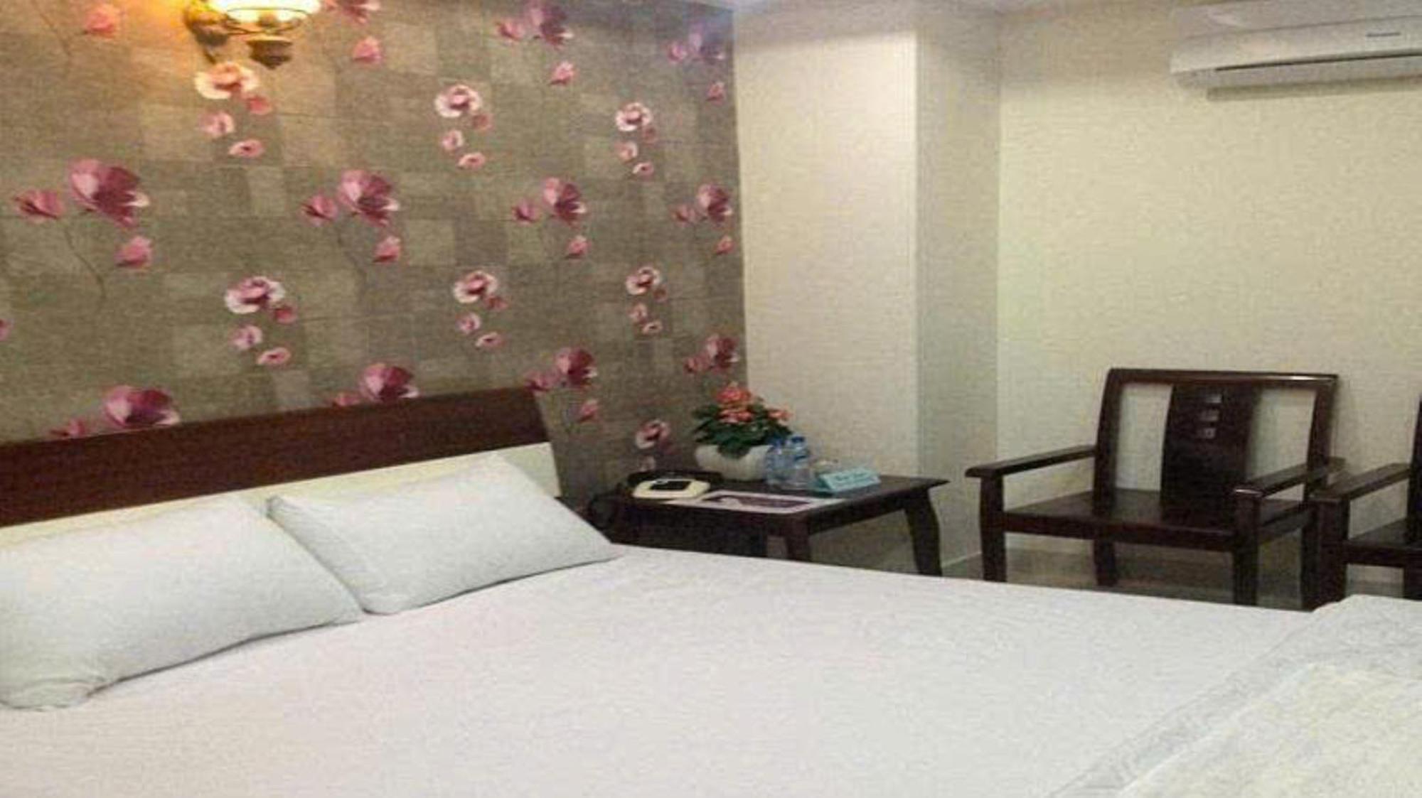 Hotel Quang Huy Ho Chi Minh City