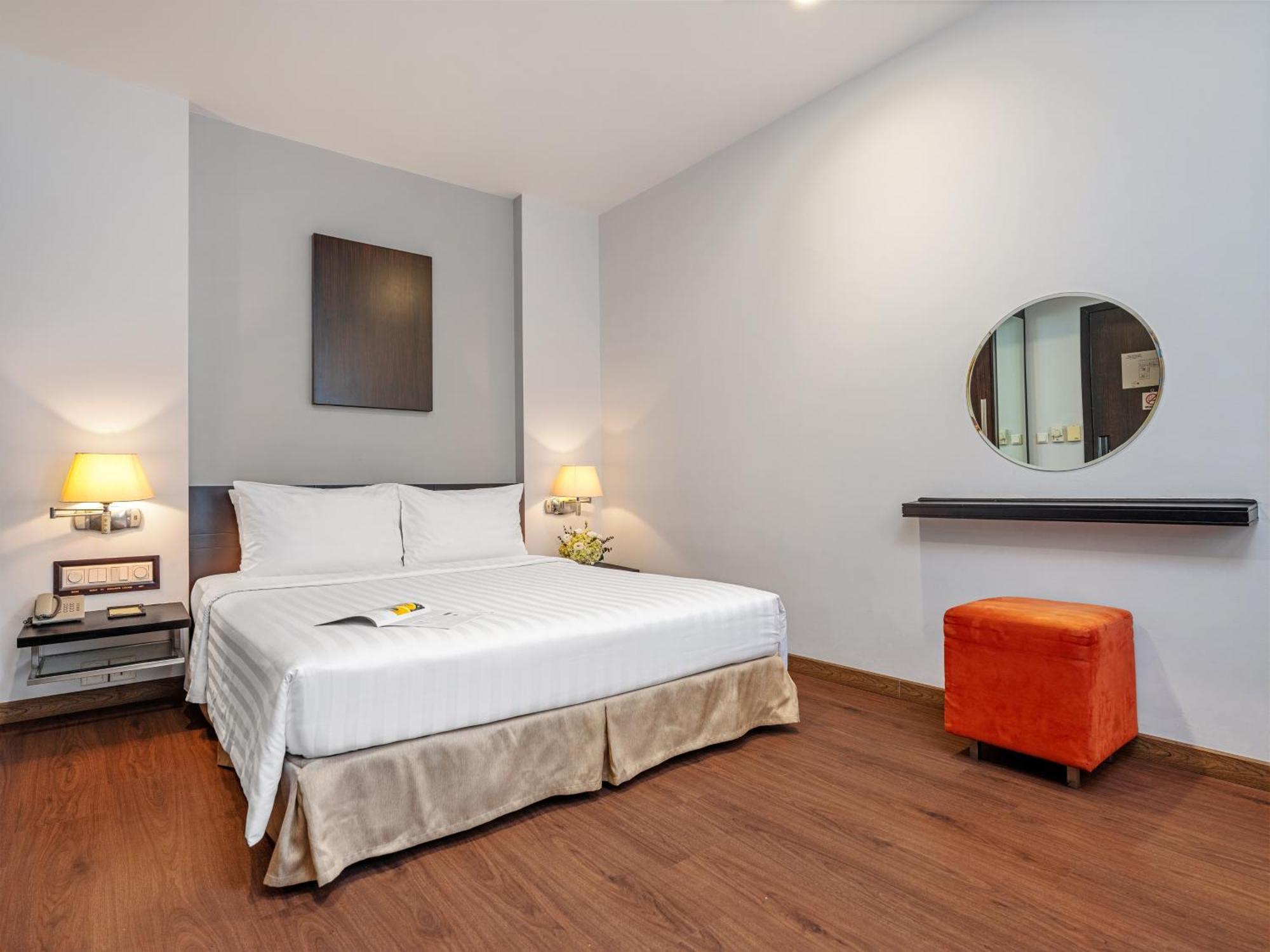 Hotel Palace Saigon 4*
