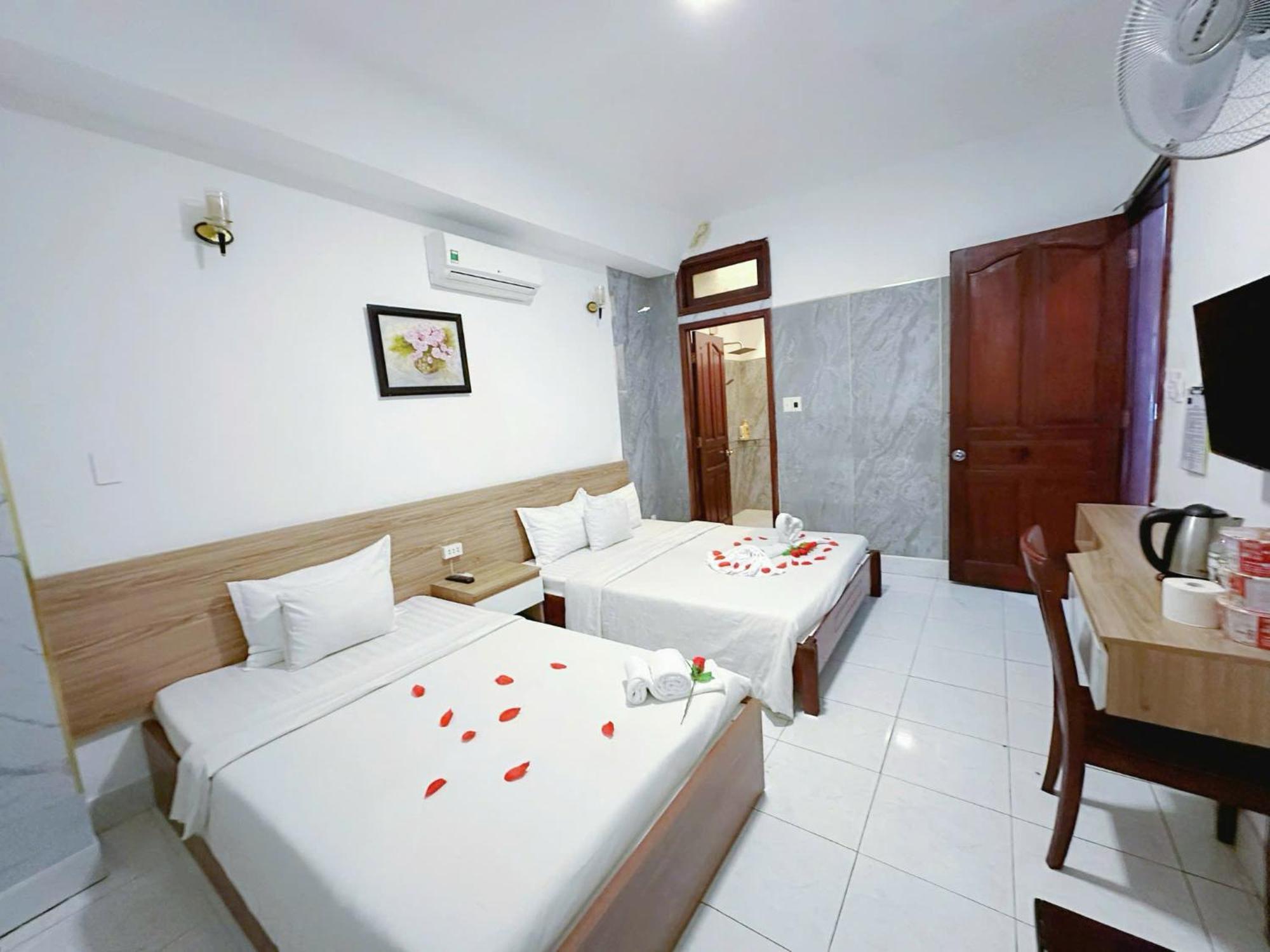 Hotel H79 2*
