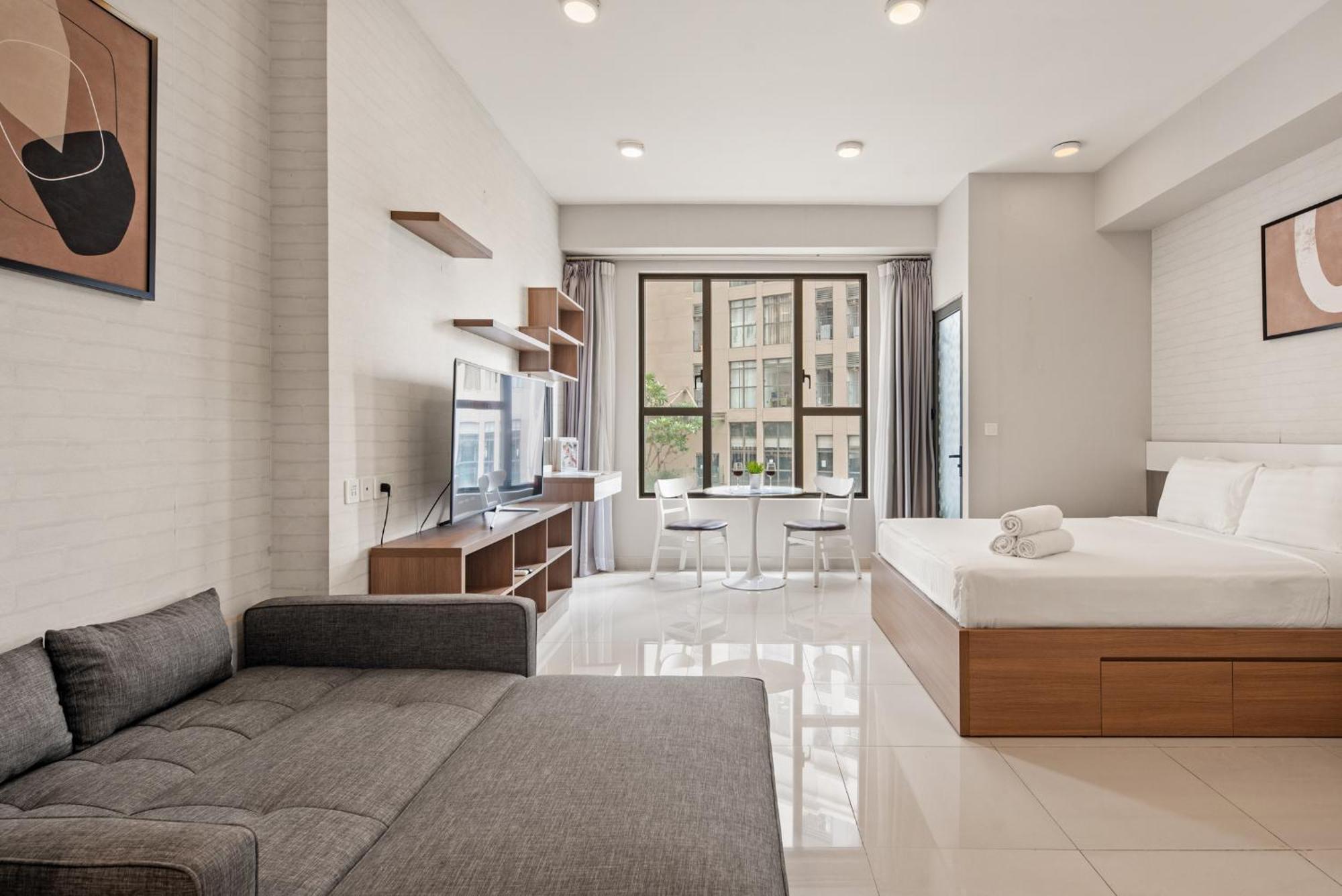 S Lux TP. Hồ Chí Minh