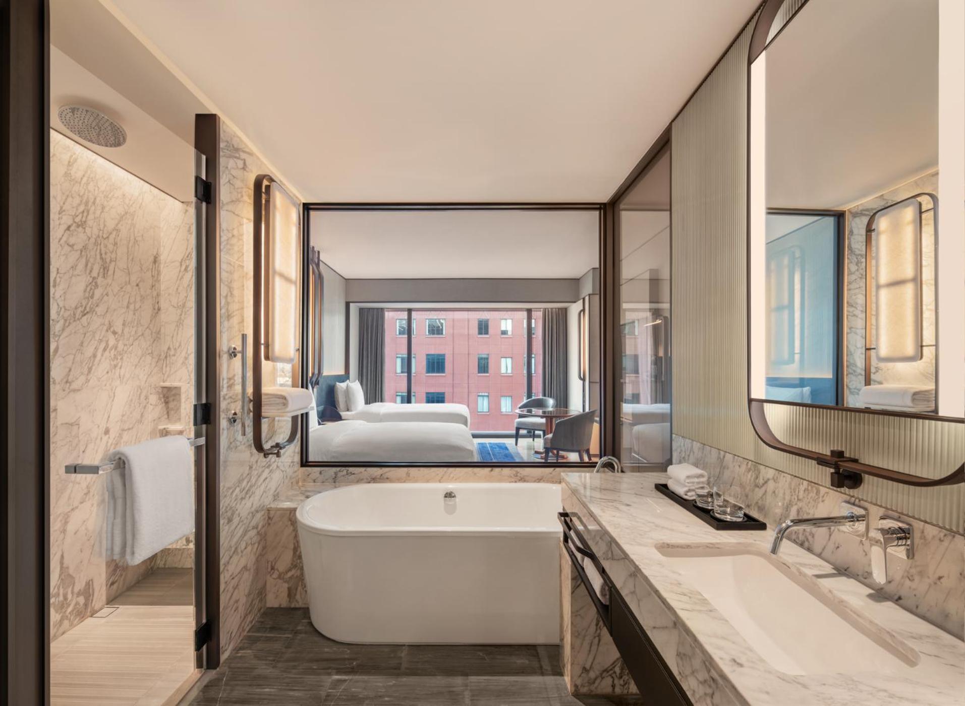 Hilton Saigon 5*