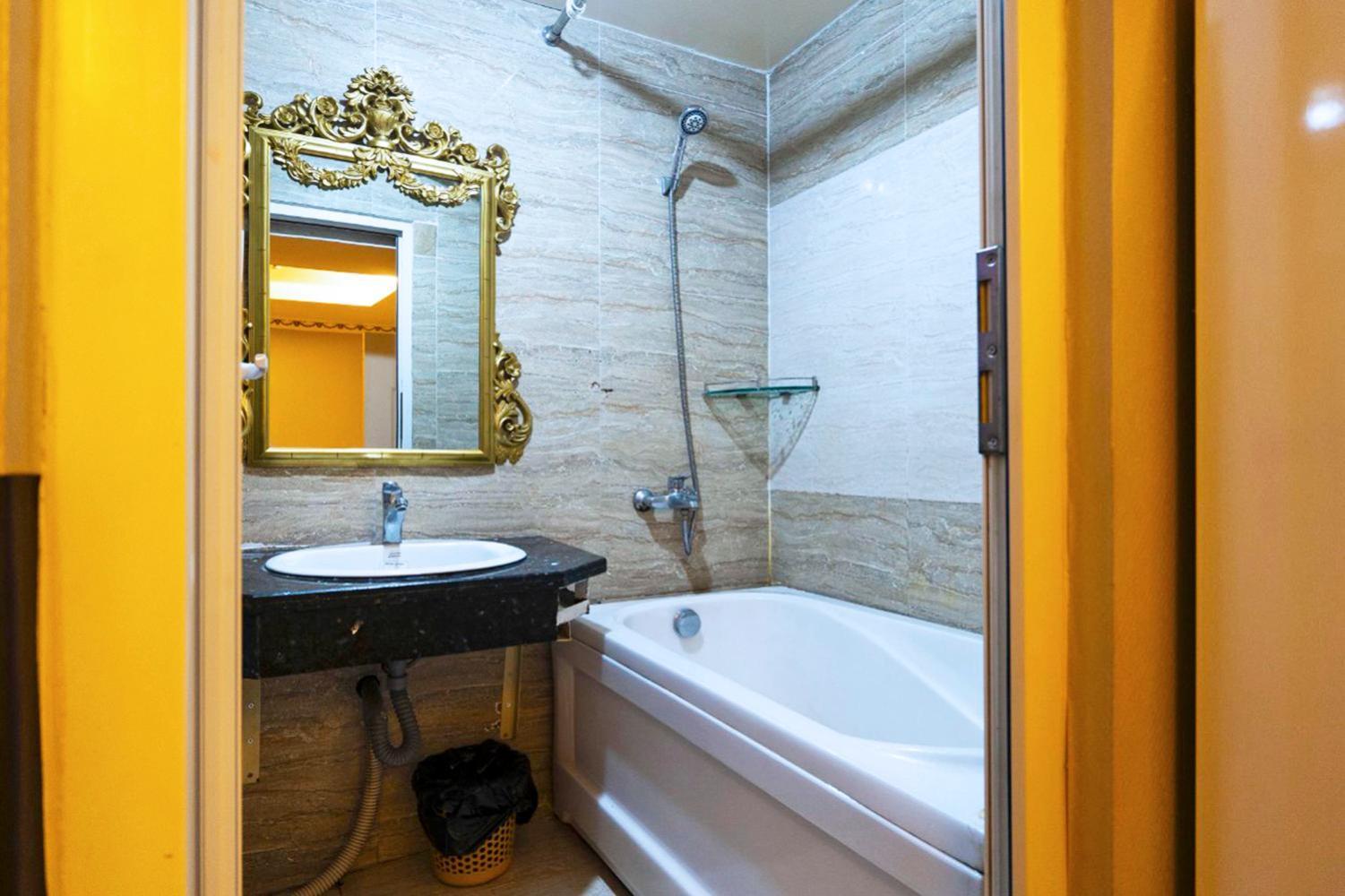 Grad Crowne - Bui Vien TP. Hồ Chí Minh