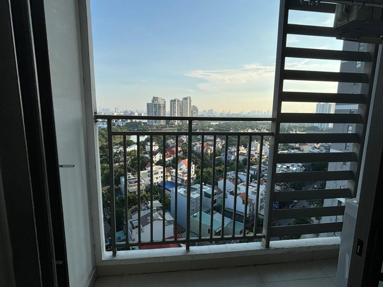 Sun Avenue - Cozy With River View Apartment