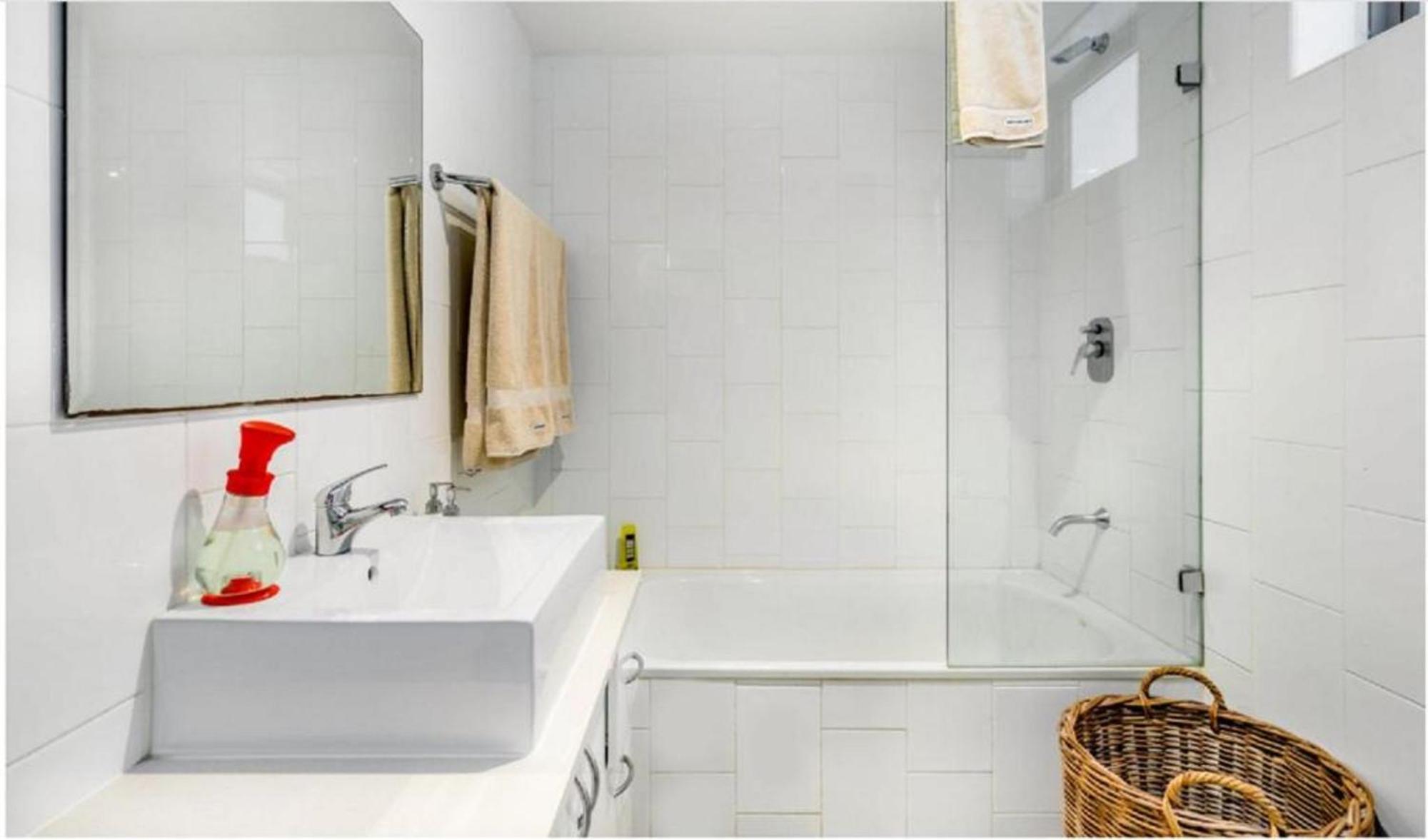 123 In Ben Van Don Street Apartment *