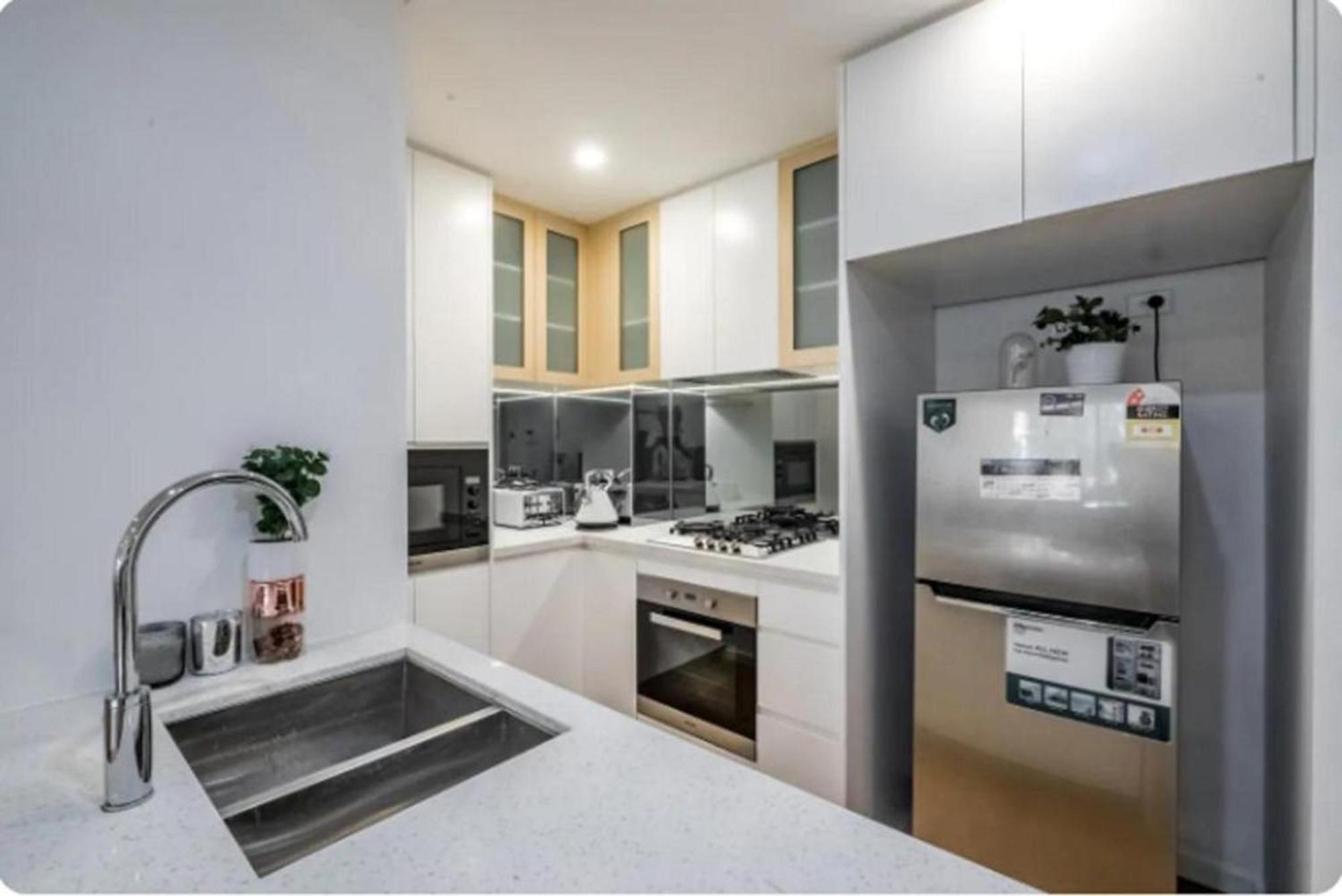 123 In Ben Van Don Street