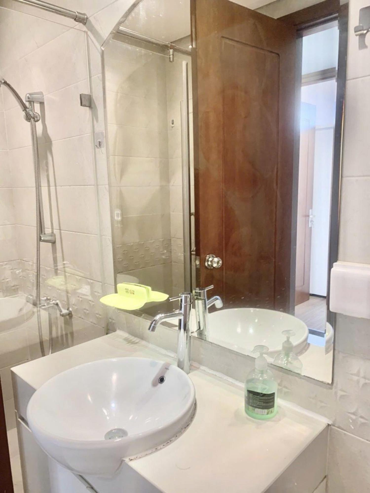 Mott Haven - Vinhomes Park, Landmark 81 Area & Ice Rink Apartment *