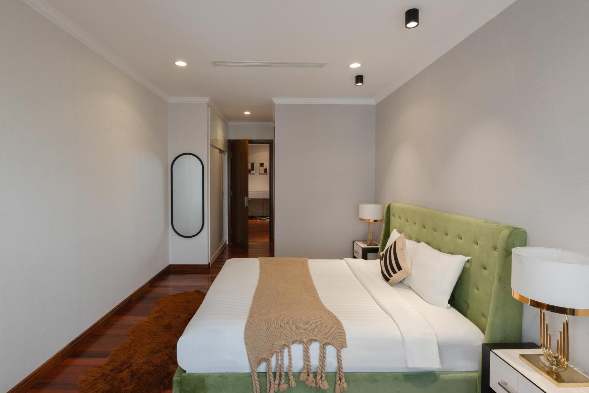 Allen Luxury - Vinhomes Park Bandar Ho Chi Minh