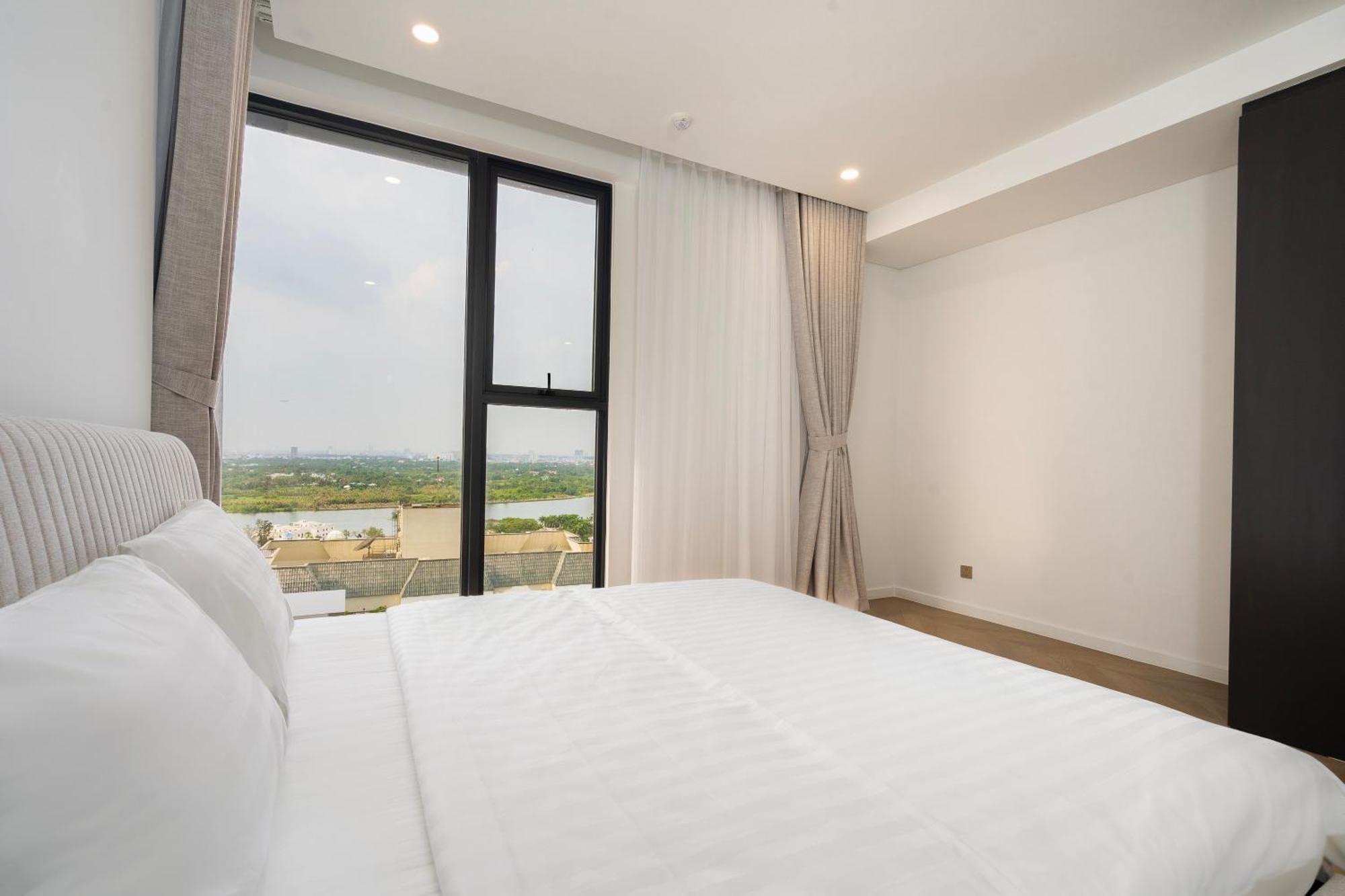 The Lumiere Riverside Luxury *