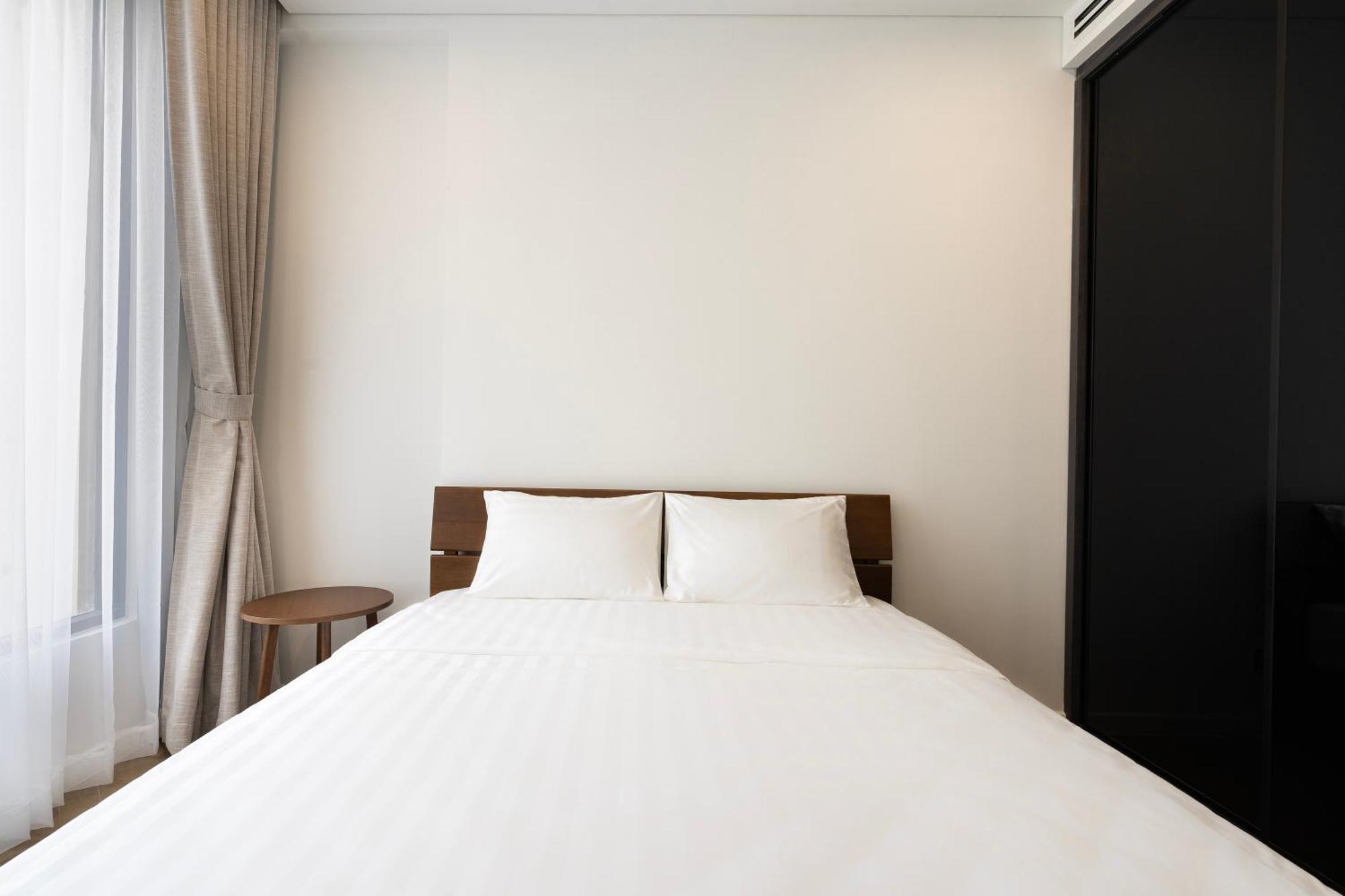 The Lumiere Riverside Luxury Apartment