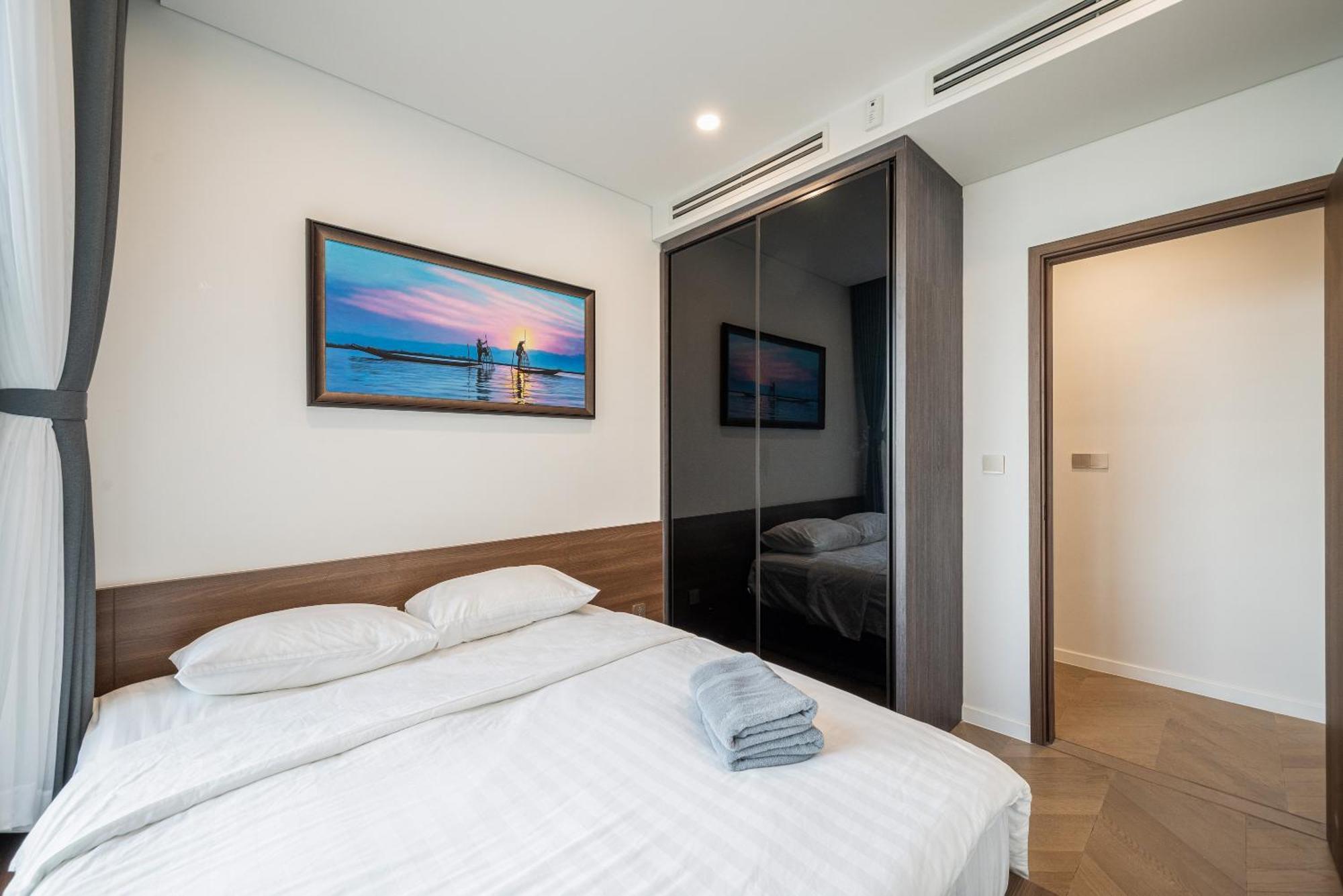 The Lumiere Riverside Luxury Apartment