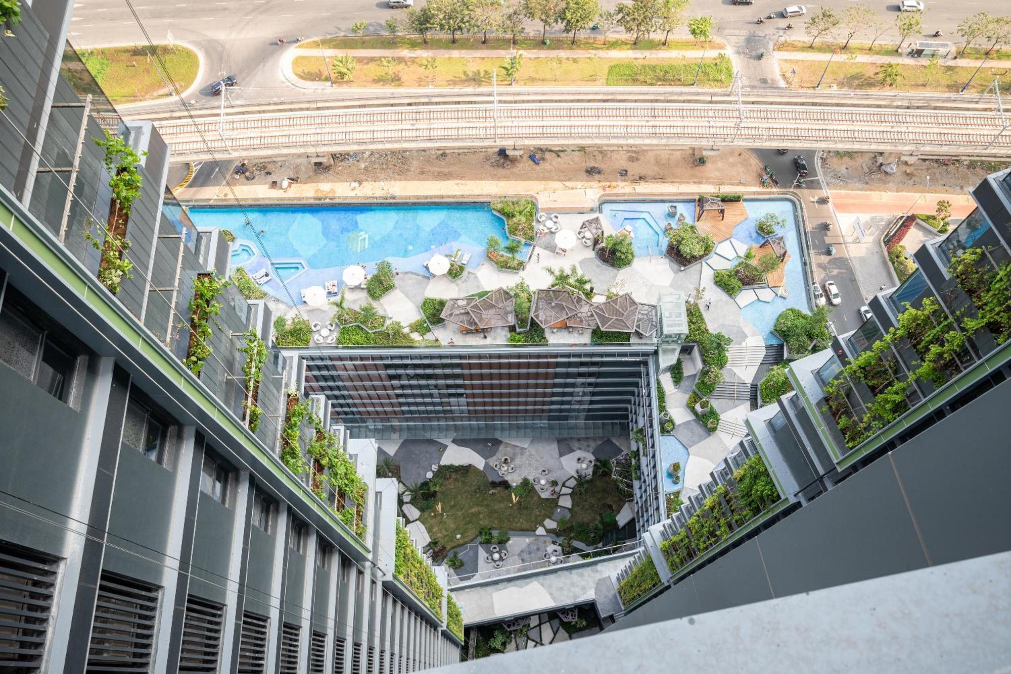 The Lumiere Riverside Luxury Apartment